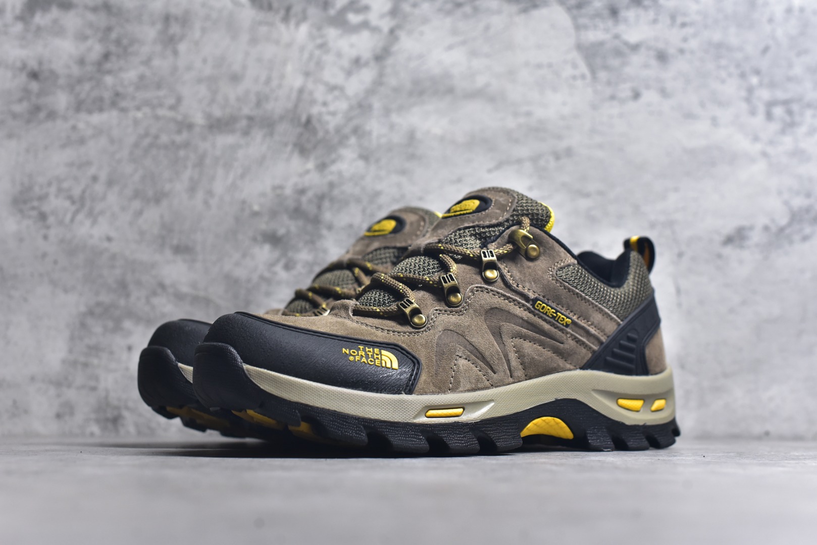 图片[2]-#The North Face/北面/乐斯菲斯 原楦型开发纸版，采用防剐蹭功能网眼布料鞋面材质，双层组合防滑防剐蹭,耐磨橡胶大底❗著名户外品牌The North Face Cedar Mesa 系列低帮系带户外运动鞋 类型：男鞋尺码：39 40 41 42 43 44-选品中心