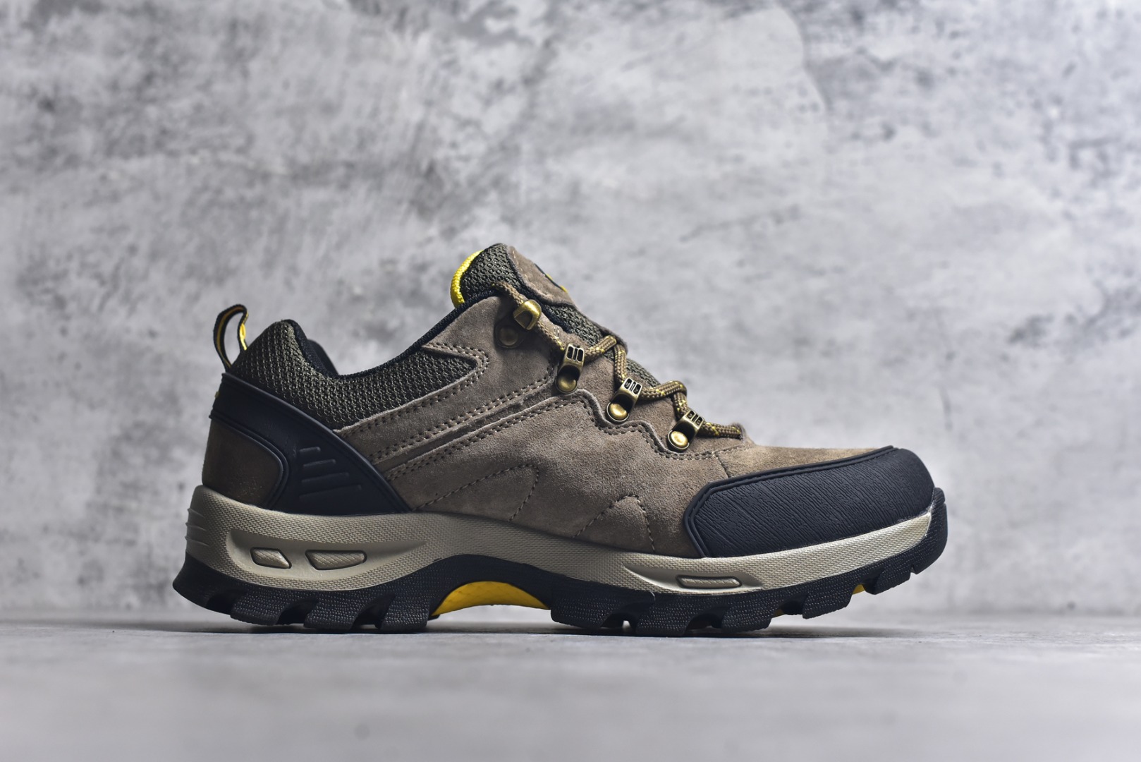 图片[3]-#The North Face/北面/乐斯菲斯 原楦型开发纸版，采用防剐蹭功能网眼布料鞋面材质，双层组合防滑防剐蹭,耐磨橡胶大底❗著名户外品牌The North Face Cedar Mesa 系列低帮系带户外运动鞋 类型：男鞋尺码：39 40 41 42 43 44-选品中心