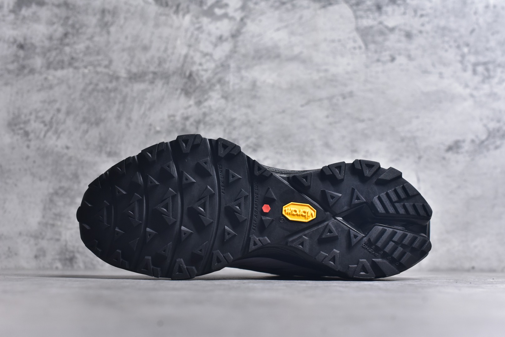 图片[6]-#KAILAS Fuga Du BOA 凯乐石 陡坡稳定越野跑山鞋 公司级👏网布TPU减震防滑透气支撑轻便 VIBRAM®MEGAGRIP大底掌控莫测地形突破向上奔跑的边界 BOA 适配系统旋动旋钮可实现快速微调 精准贴合 TPU外骨骼关节稳定系统始终为脚踝 提供强力的支撑保护低帮超强抓地力 越野跑步鞋货号： KS2513111 尺码：36-45-选品中心