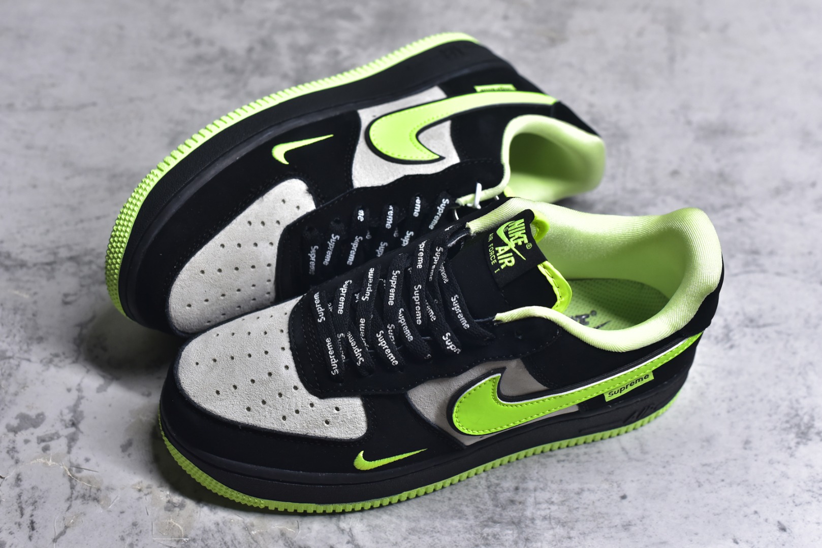 图片[7]-#Nk Air Force 1\’07 Low Supreme联名-黑夜荧光 空军一号低帮休闲板鞋 DF0188-009 #原楦头原纸板 原装鞋盒 定制五金配件 内置全掌气垫 原厂鞋底 尺码：36 36.5 37.5 38 38.5 39 40 40.5 41 42 42.5 43 44 44.5 45 9.D4-选品中心