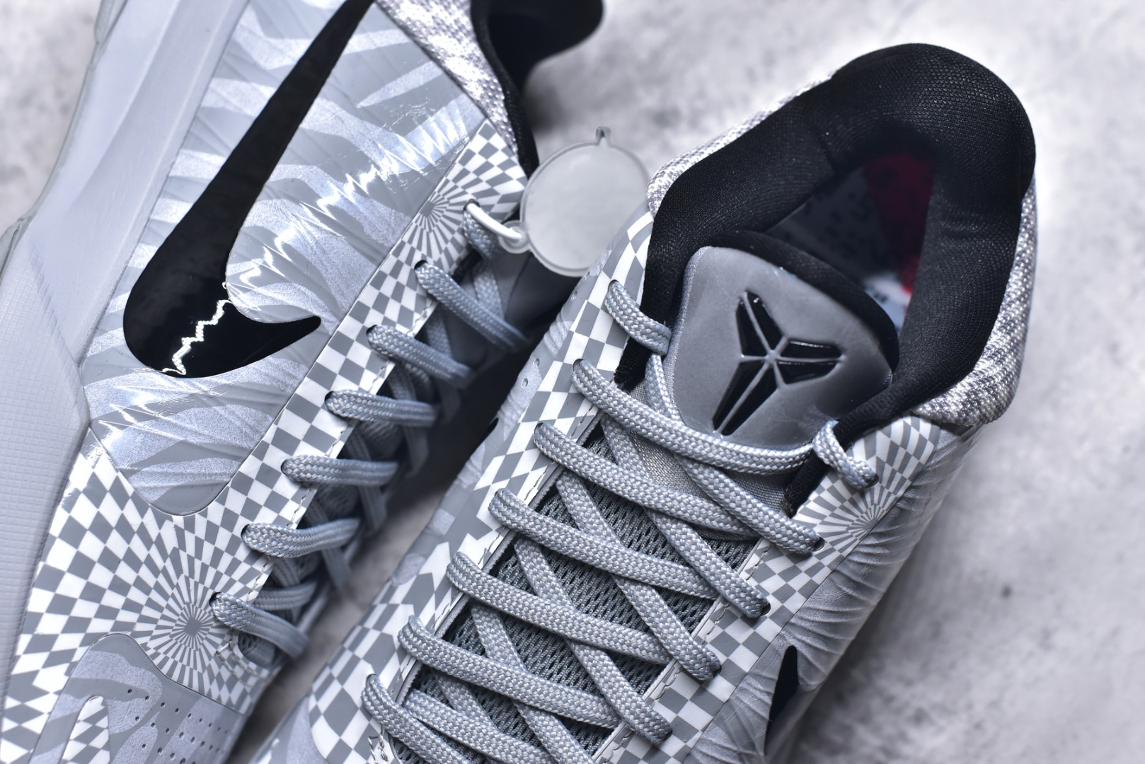 图片[9]-#Nike Zoom Kobe 5 Protro \”Zebra\” 时尚百搭 低帮 实战篮球鞋 白灰斑马 货号 CD4991-003 市场独家版本 鬼佬钟爱的货 国外可以随意操作的东西 尺码：39-47.5 全码出货-选品中心