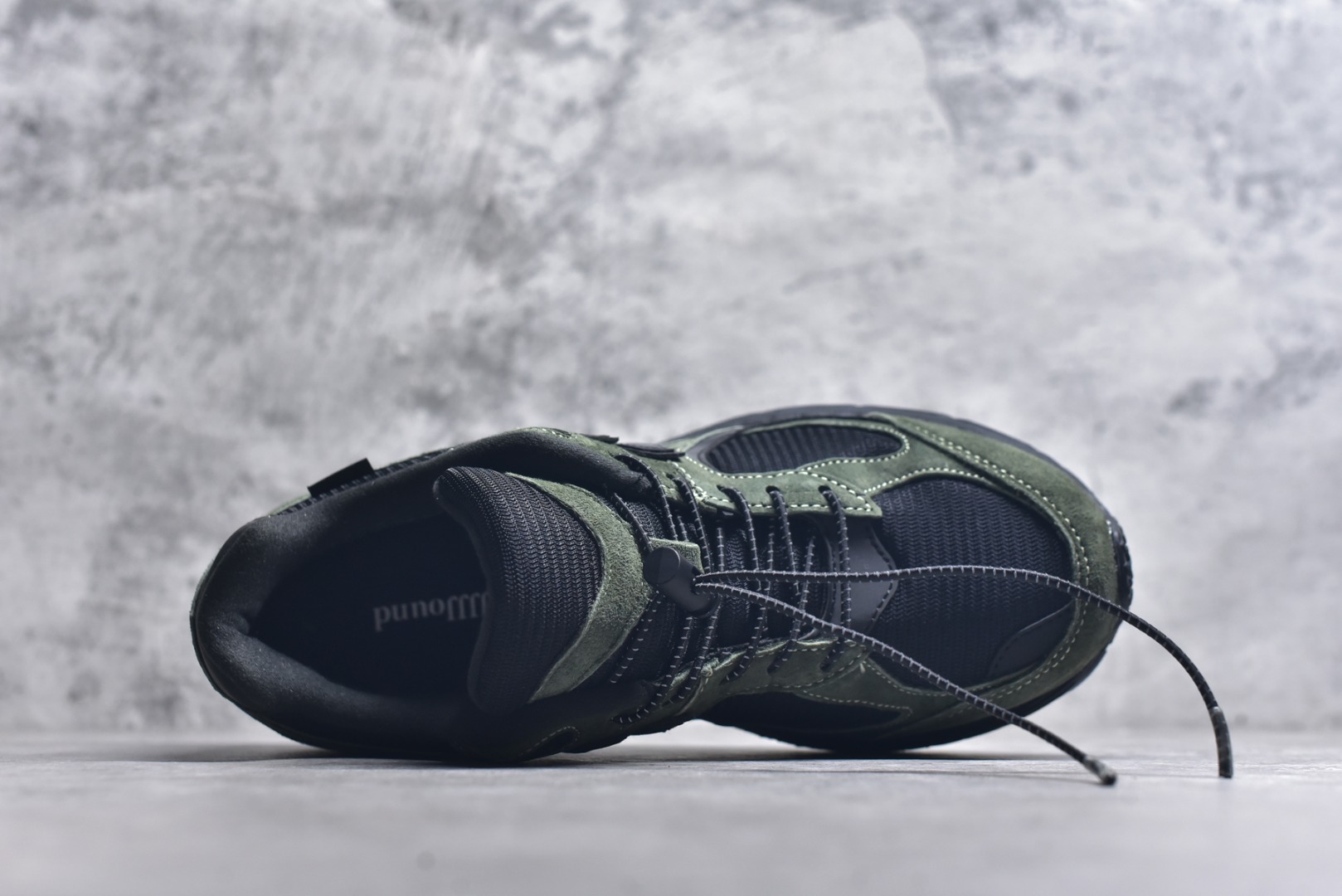 图片[4]-#New Balance NB2002系列 男女休闲慢跑鞋 必备的时髦单品之一 最新出的2002R系列 这款延续了经典科技 升级版N-ERGY缓震物料机能与材质上脚太舒适了 鞋面的柔软麂皮搭配尼龙网布 特别透气而且还复古感 不管是搭配牛仔裤还工装裤都是百搭！小红书众多博主上脚推荐！实拍调校N版已经零色差零失真 百分百还原实物色彩所见即所得 不存在货不对板色差等低级问题 选购参考实物拍摄 不混卖不参货 只用心做好货严格选品 承诺混一赔十 尺码：36 36.5 37 37.5 38 38.5 39.5 40 40.5 41.5 42 42.5 43 44 45-选品中心