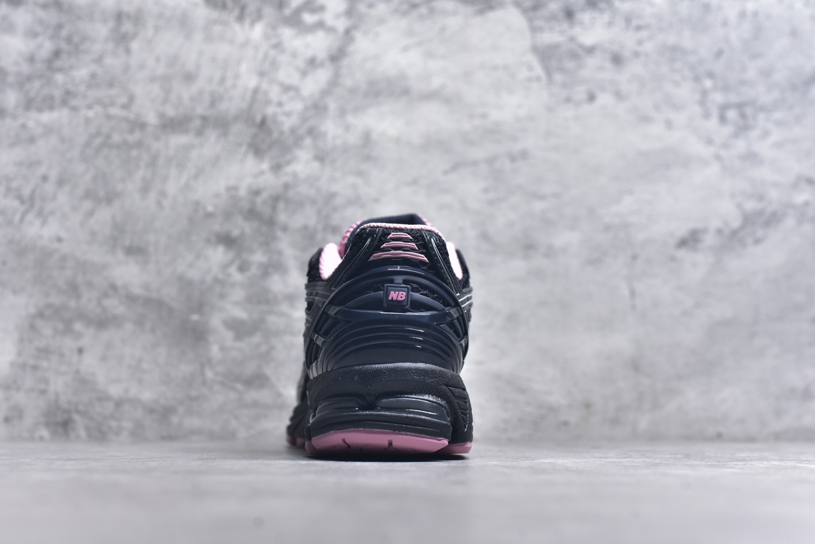 图片[5]-#New Balance 1906系列复古老爹风休闲运动慢跑鞋 U1906RCU #采用轻质牛剖革拼接透气网眼衬垫织物鞋面材质 T-Beam大底提供足步弓支撑，保持步态稳定 后跟搭载外露缓震胶 尺码：36 37 37.5 38 38.5 39.5 40 9.D4-选品中心