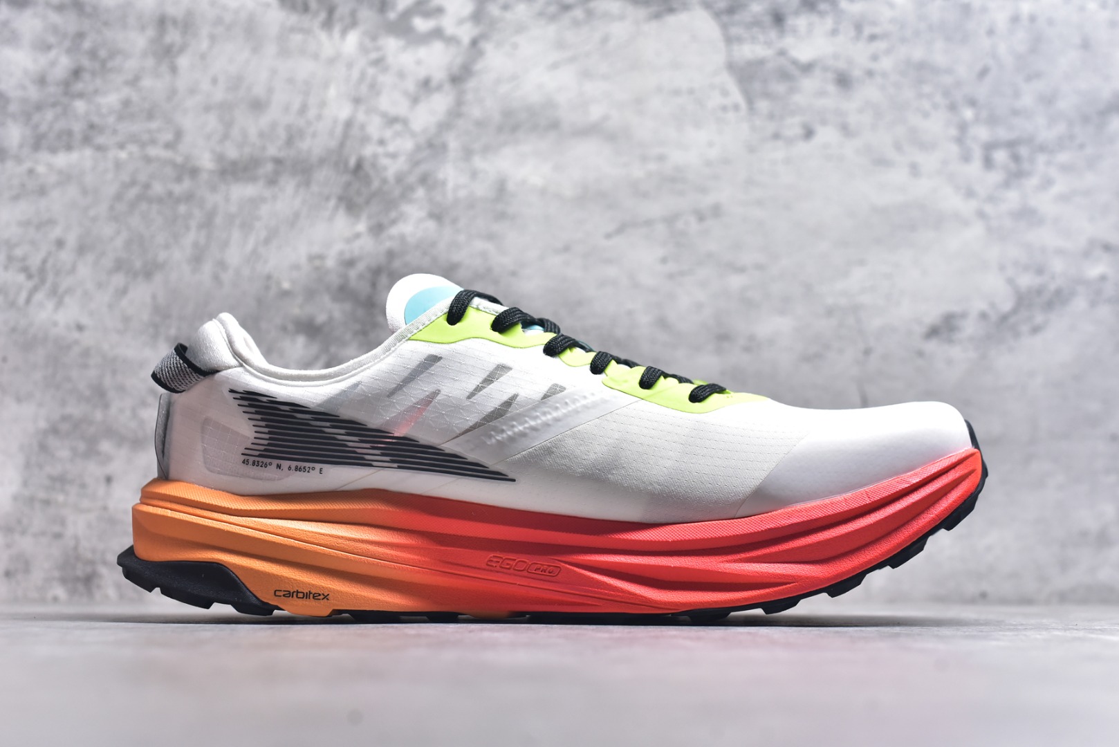 图片[3]-#Altra奥创 M OLYMPUS 6 缓震回弹轻量跑鞋减震透气跑鞋 美国专业跑鞋品牌，国内越野跑市场占有量前三 全掌碳板 高科技大底 采用MaxTrac™中底+Vibram®Megagrip外底，适合长距离越野跑。Altra标志性的FootShape™宽鞋头，适合宽脚或需要脚趾自然舒展的跑者。Vibram®大底提供超强抓地力，适应泥地、碎石、湿滑路面。GaiterTrap™鞋面设计，防止碎石进入。 尺码： 39-46-选品中心