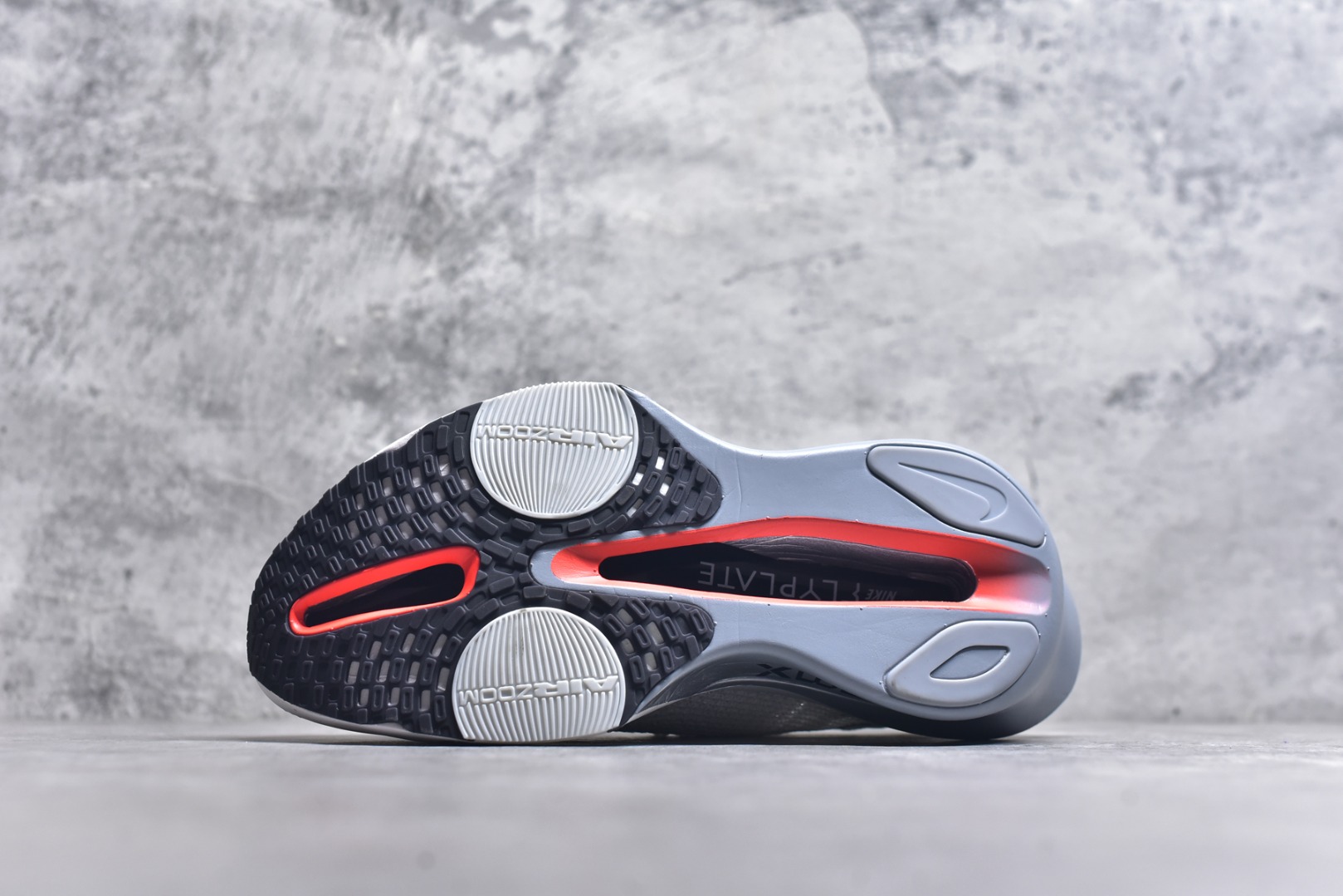 图片[6]-#Nike Zoom VaporFly Next% 3 \”Prototype\” 全新超级马拉松跑鞋 FD8315-102 #鞋款搭载两个Airzoom缓震配置，全掌型碳纤维板，缔造出色推进感；中底ZoomX 泡绵从后跟延伸至鞋头，超强回弹性 尺码：36 36.5 37.5 38 38.5 39 40 40.5 41 42 42.5 43 44 44.5 45 46-选品中心