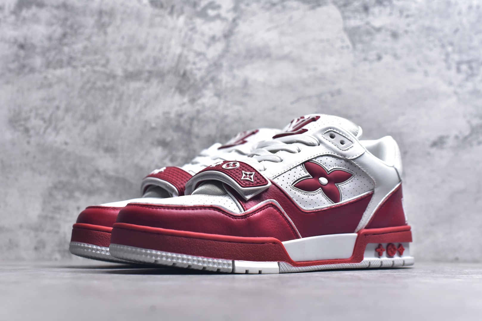 图片[2]-#AM-甄选 碾压市场7××版本 独家𝑻𝒓𝒂𝒊𝒏𝒆𝒓 现货入库💪🏻 救市品质 走量拉新神器 独家高定版最强平替 价格优势碾压市场 救市批次 高端零售 外贸专供 原版购入开发 正确空胶工艺 ZP级全套包装 完美楦型 正确卡色 大底TPU 质感媲美原版 细节与原版一致 注意区分市面通货 比肩高定 尺码：39-46-选品中心