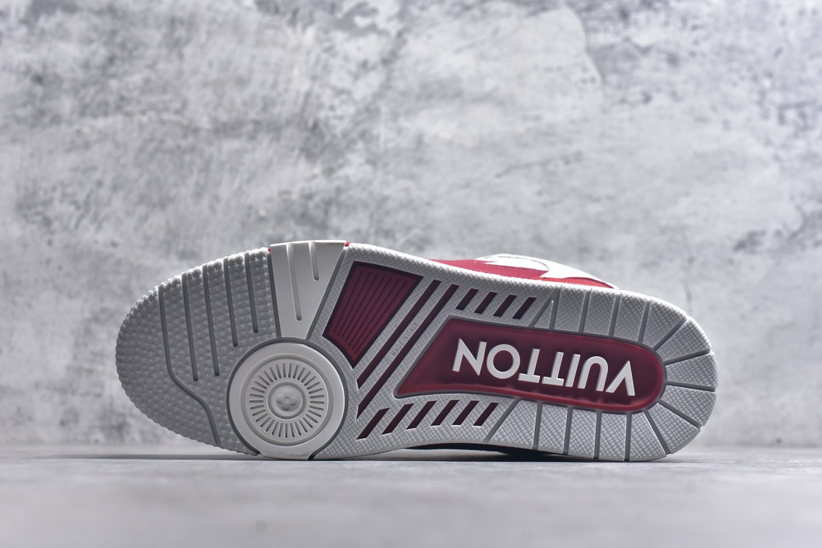 图片[6]-#AM-甄选 碾压市场7××版本 独家𝑻𝒓𝒂𝒊𝒏𝒆𝒓 现货入库💪🏻 救市品质 走量拉新神器 独家高定版最强平替 价格优势碾压市场 救市批次 高端零售 外贸专供 原版购入开发 正确空胶工艺 ZP级全套包装 完美楦型 正确卡色 大底TPU 质感媲美原版 细节与原版一致 注意区分市面通货 比肩高定 尺码：39-46-选品中心