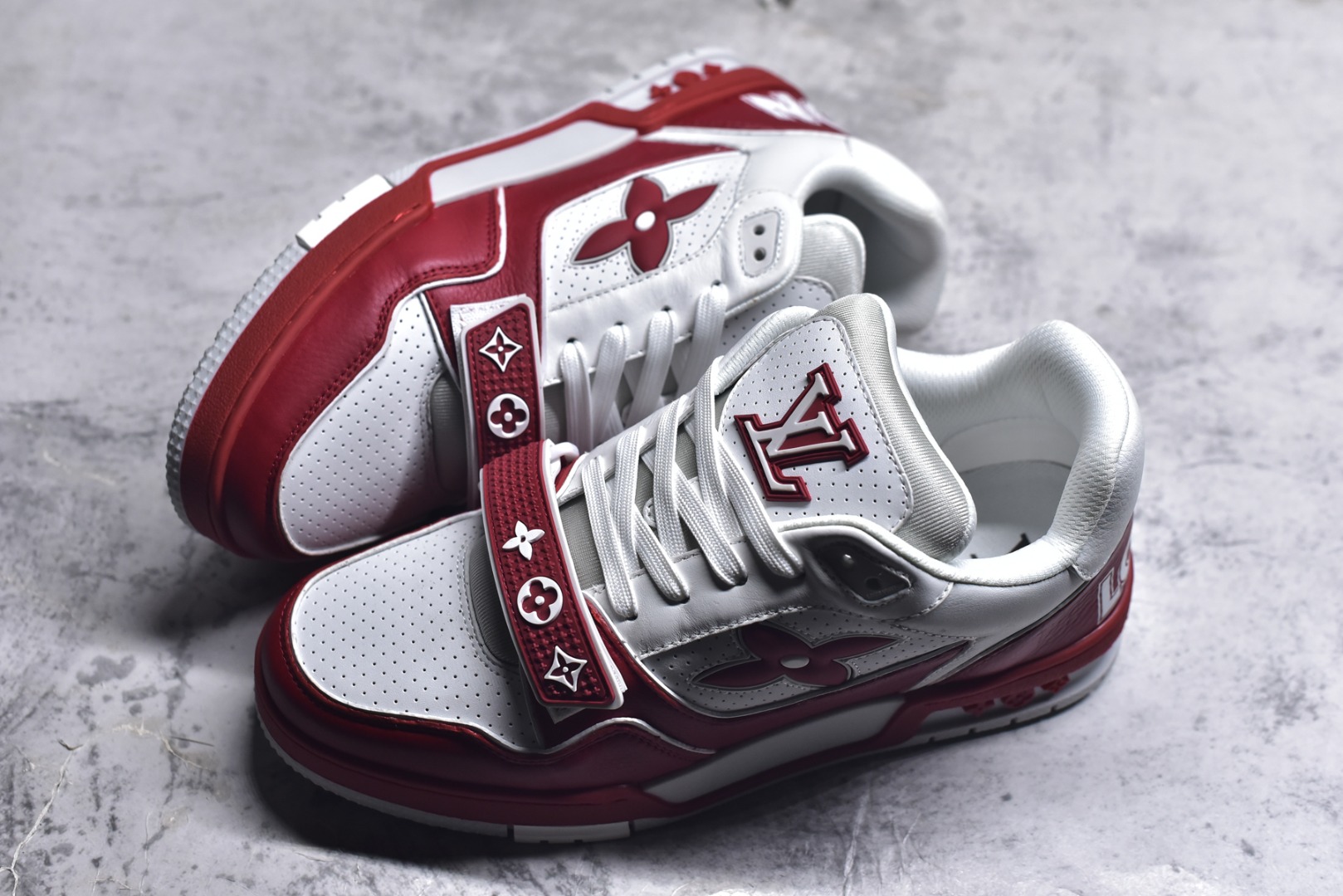 图片[7]-#AM-甄选 碾压市场7××版本 独家𝑻𝒓𝒂𝒊𝒏𝒆𝒓 现货入库💪🏻 救市品质 走量拉新神器 独家高定版最强平替 价格优势碾压市场 救市批次 高端零售 外贸专供 原版购入开发 正确空胶工艺 ZP级全套包装 完美楦型 正确卡色 大底TPU 质感媲美原版 细节与原版一致 注意区分市面通货 比肩高定 尺码：39-46-选品中心