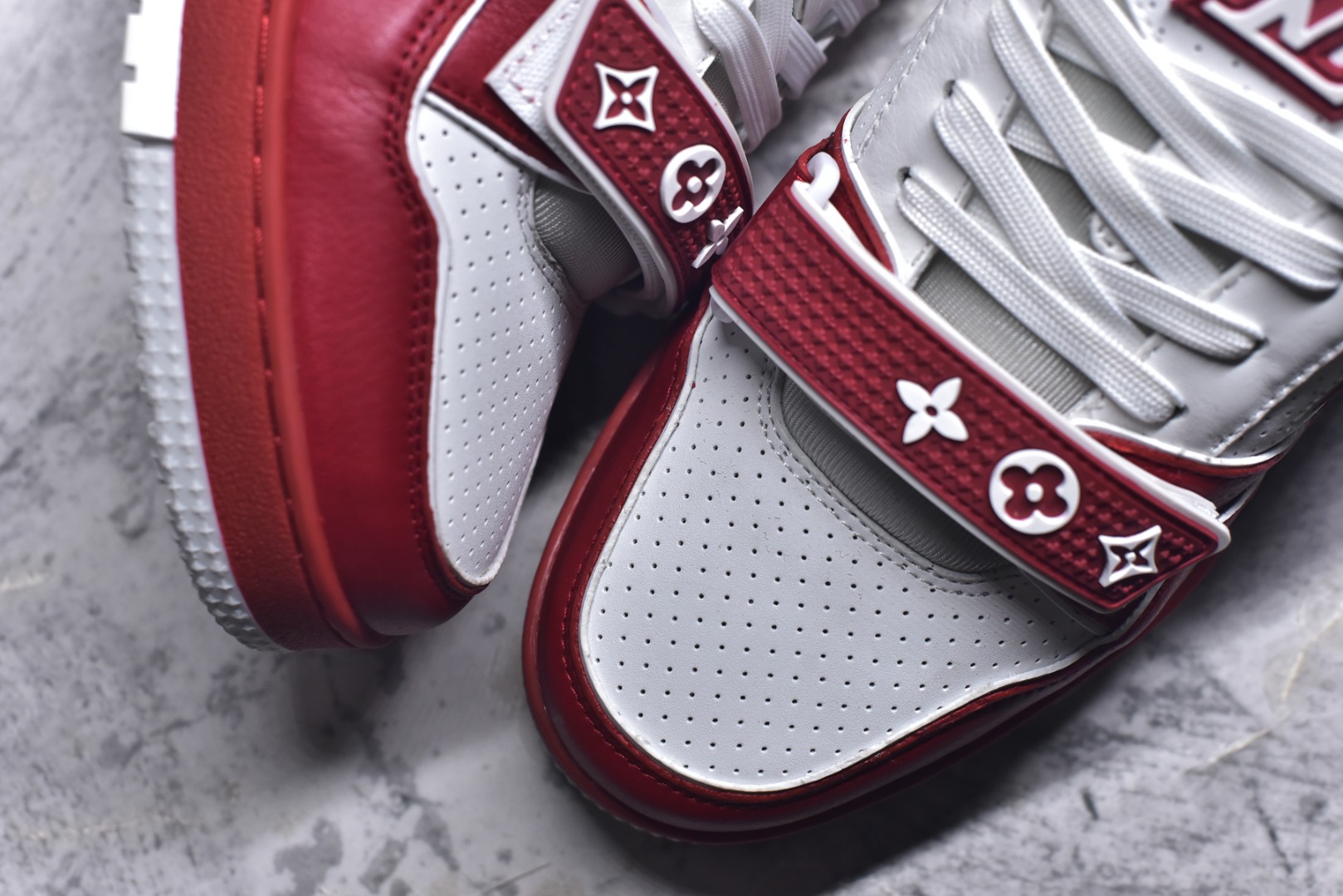 图片[8]-#AM-甄选 碾压市场7××版本 独家𝑻𝒓𝒂𝒊𝒏𝒆𝒓 现货入库💪🏻 救市品质 走量拉新神器 独家高定版最强平替 价格优势碾压市场 救市批次 高端零售 外贸专供 原版购入开发 正确空胶工艺 ZP级全套包装 完美楦型 正确卡色 大底TPU 质感媲美原版 细节与原版一致 注意区分市面通货 比肩高定 尺码：39-46-选品中心