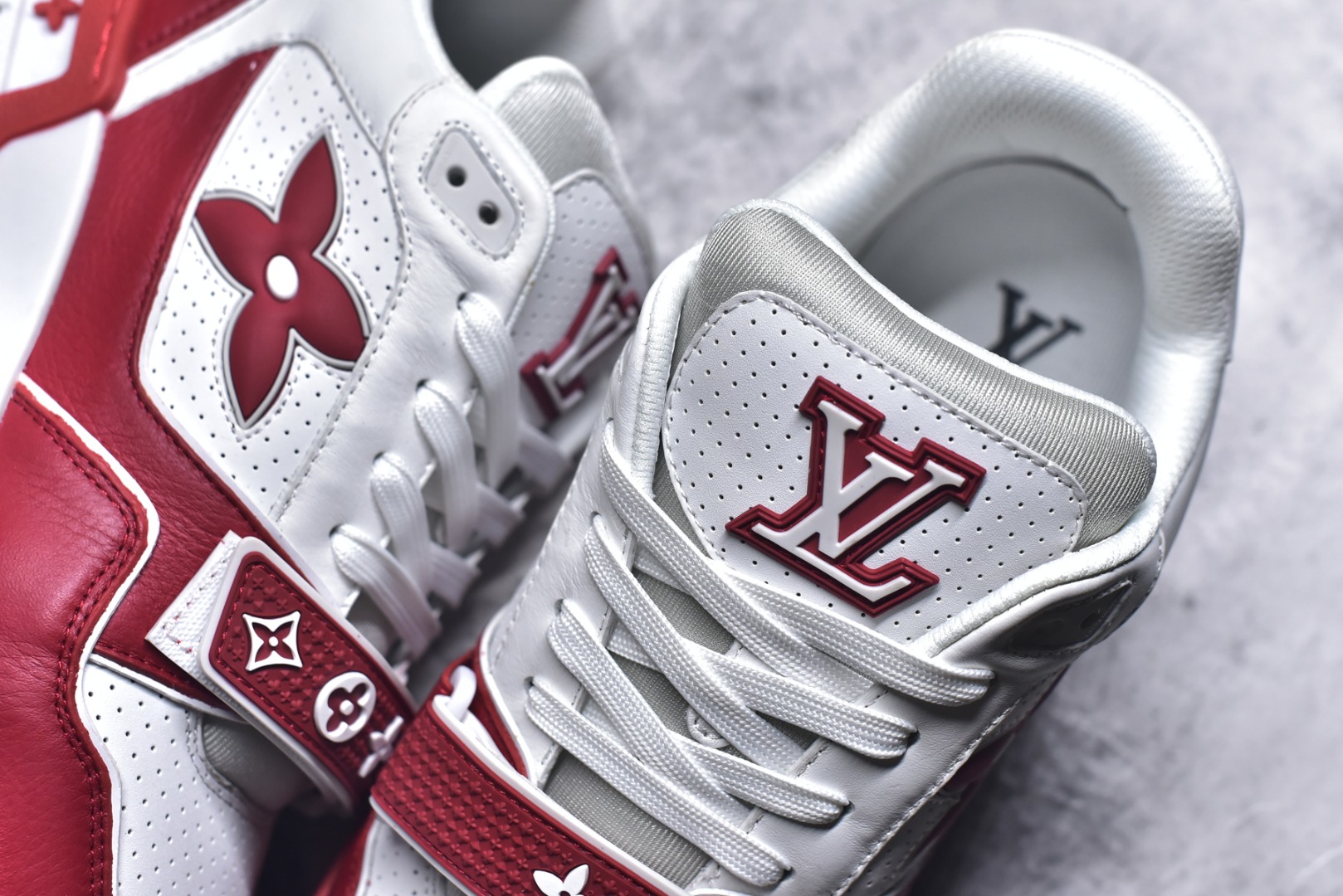 图片[9]-#AM-甄选 碾压市场7××版本 独家𝑻𝒓𝒂𝒊𝒏𝒆𝒓 现货入库💪🏻 救市品质 走量拉新神器 独家高定版最强平替 价格优势碾压市场 救市批次 高端零售 外贸专供 原版购入开发 正确空胶工艺 ZP级全套包装 完美楦型 正确卡色 大底TPU 质感媲美原版 细节与原版一致 注意区分市面通货 比肩高定 尺码：39-46-选品中心