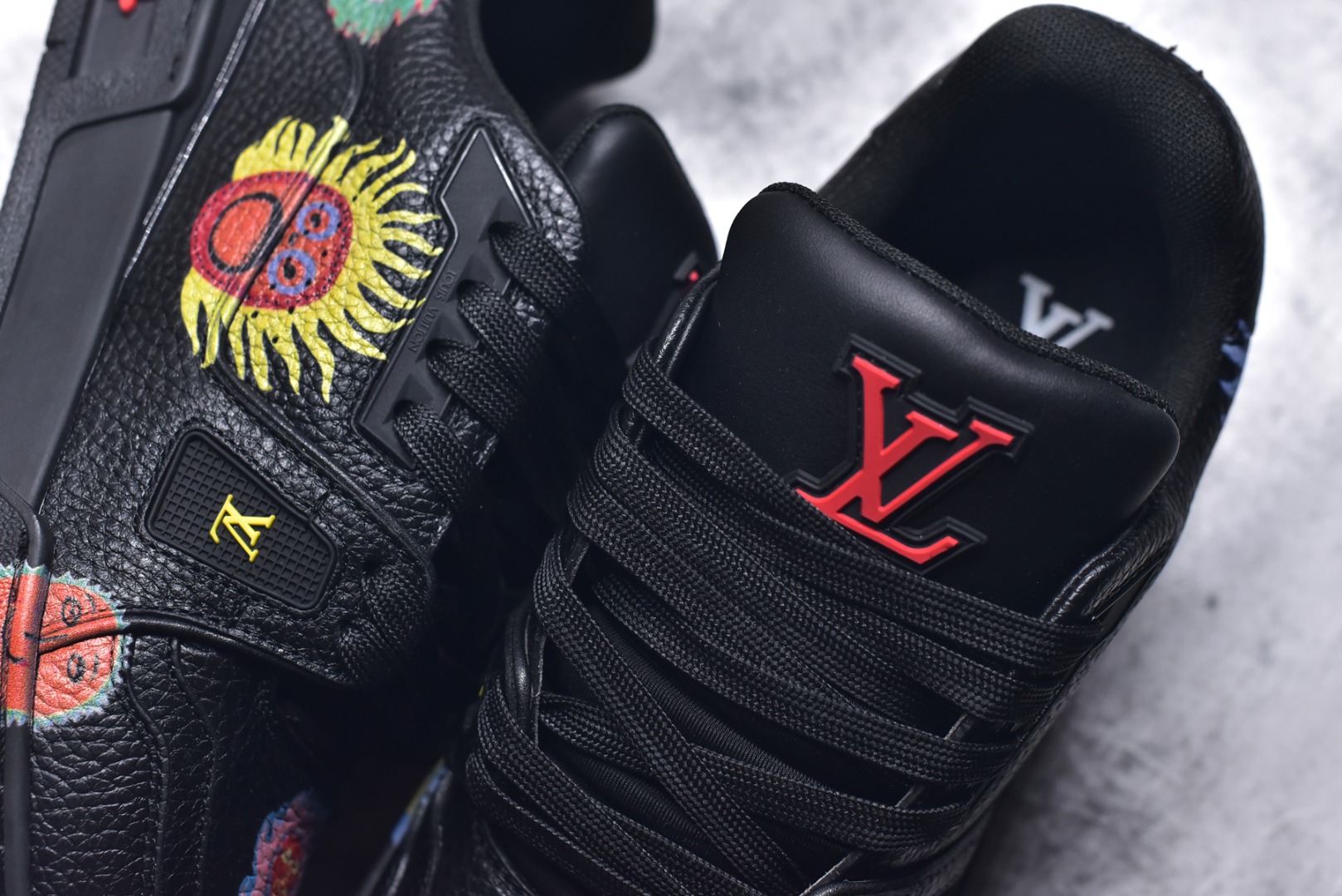 图片[9]-#AM-甄选 碾压市场7××版本 独家𝑻𝒓𝒂𝒊𝒏𝒆𝒓 现货入库💪🏻 救市品质 走量拉新神器 独家高定版最强平替 价格优势碾压市场 救市批次 高端零售 外贸专供 原版购入开发 正确空胶工艺 ZP级全套包装 完美楦型 正确卡色 大底TPU 质感媲美原版 细节与原版一致 注意区分市面通货 比肩高定 尺码：35-46-选品中心