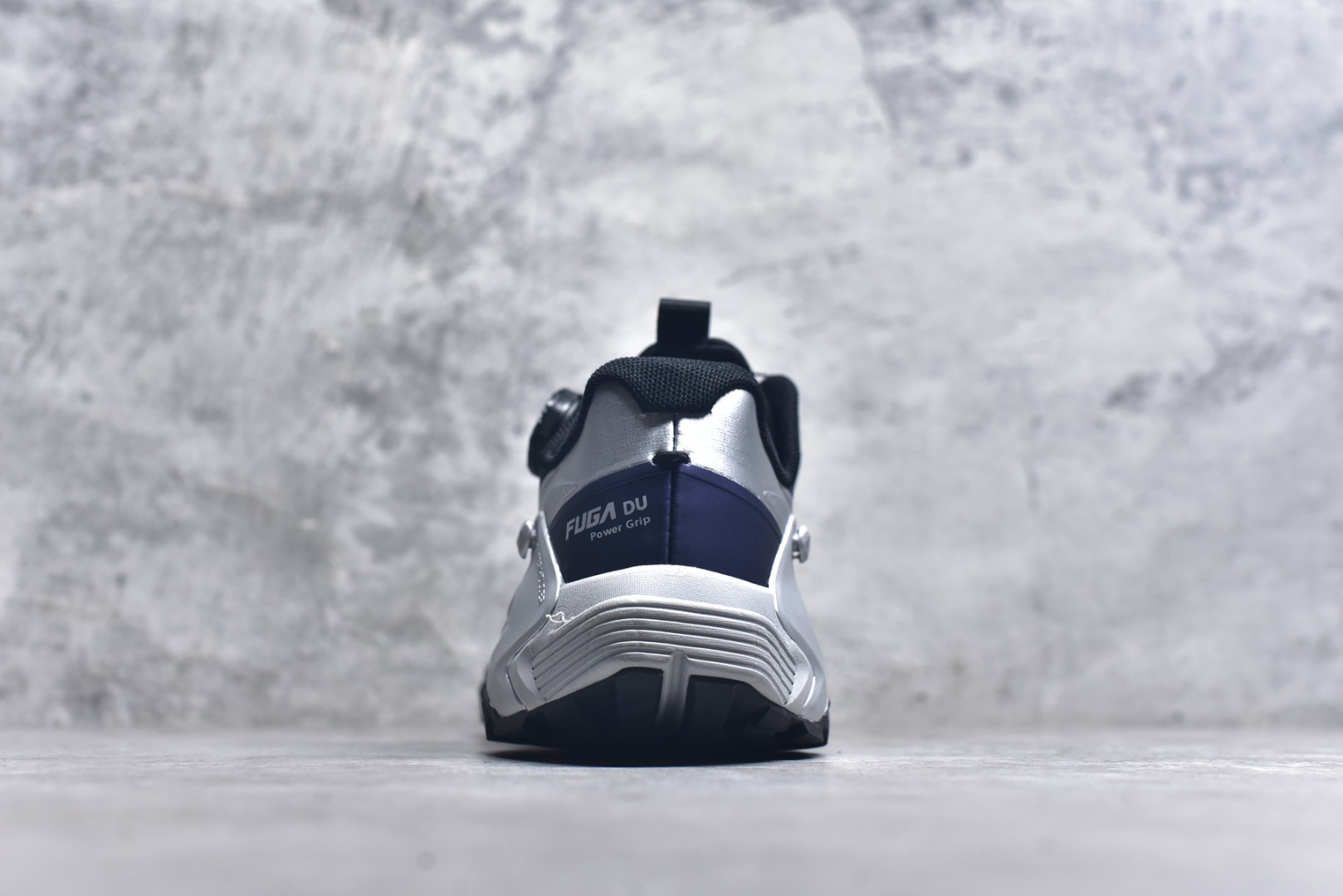 图片[5]-#凯乐石 KAILAS FUGA DU BOA 大坡王轻越野徒步 网布TPU减震防滑透气支撑回弹 低帮 超强抓地力登山跑步鞋 KAILAS凯乐石品牌是全球三大全系攀登品牌之一，于2003年创立于中国广州，致力于为有攀登梦想的户外运动员及爱好者，研发制造功能性专业装备，满足他们在极限环境下安全舒适的需求，凯乐石专注于科技面料的开发及专业功能设计，产品线覆盖登山、攀岩、徒步、越野跑山、露营、旅行等多项户外运动，通过运动员的测试反馈，不断进化迭代，产品荣获国内外大奖71座，发明专利21个，更突破性的自主研发攀登器械，打造出中国的攀登硬实力。实拍调校N版已经零色差零失真 百分百还原实物色彩所见即所得 不存在货不对板色差等低级问题 选购参考实物拍摄 不混卖不参货 只用心做好货严格选品 承诺混一赔十 尺码：36 36.5 37.5 38 38.5 39 40 40.5 41 42 42.5 43 44 44.5 45-选品中心