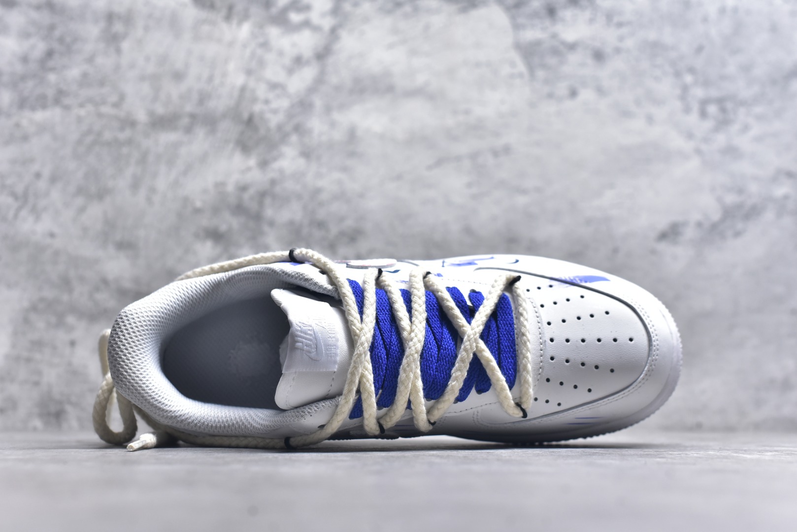 图片[4]-#Nike Air Force 1\’07 Low \”Cancer\” 手绘涂鸦十二星座系列 巨蟹座 空军一号低帮休闲板鞋 622-722 #配色以巨蟹座为核心，汲取巨蟹座细腻、温柔且充满守护欲的特质，结合浩瀚星空的神秘与浪漫。巨蟹座代表着对家的眷恋和对亲人的守护，而星途则寓意着在漫漫人生路上，怀揣着巨蟹座的温暖力量勇敢前行 尺码：36 36.5 37.5 38 38.5 39 40 40.5 41 42 42.5 43 44 44.5 45 9.D4-选品中心