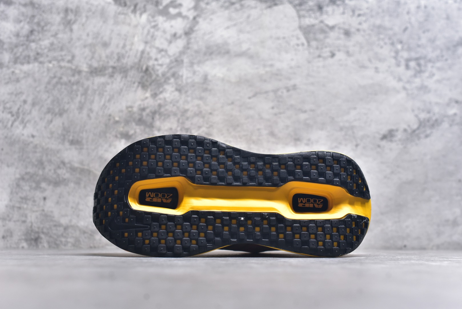 图片[6]-#Nike ZOOM PREMIUM 耐克 飞马 舒适减震防滑 低帮跑步鞋全掌ReactX泡绵中底 前掌和后跟还配备了Air Zoom气垫单元 据说跑起来更快更舒适哦 这次最大的升级点 首次引入了ReactX泡绵 货号：FN8453 017 尺码：36-45-选品中心