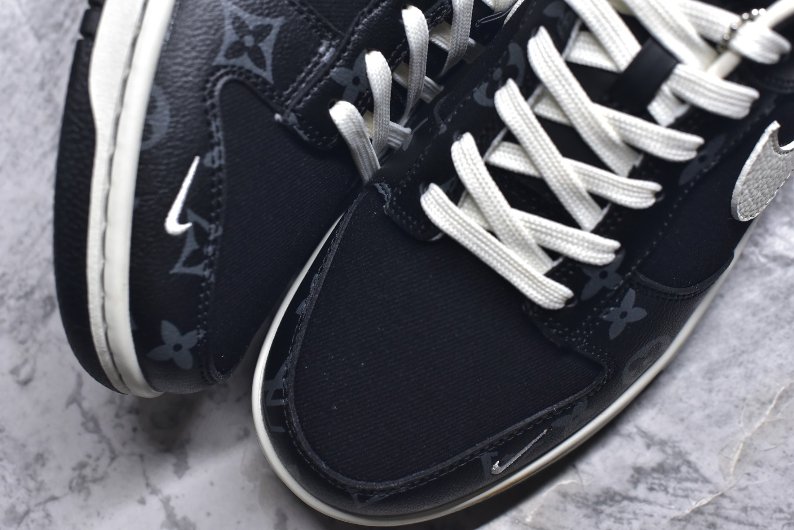 图片[8]-#Nike SB Dunk Low LV联名 暗夜幽白 周年高端定制 低帮休闲板鞋 SC0601-458 #定制鞋盒 大厂纯原品质出货 超高清洁度 皮料切割干净无任何毛边 细节完美 尺码：36 36.5 37.5 38 38.5 39 40 40.5 41 42 42.5 43 44 44.5 45 9.E5-选品中心