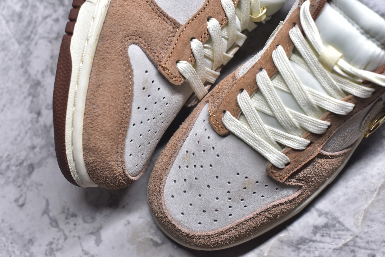 图片[8]-#开学季福利 纯原版本 NK Dunk Low 二十七色 全套原厂楦头原纸板数据档案倾力打造 原汁原味莞产 极致还原 圈内最强针车工艺 高端零售指定版 广东原厂配套原盒原标 鞋盒分三个尺码段 原厂冲刀 超高清洁度 全鞋零毛边皮料切割 采用原厂百宏鞋带以及原厂百宏织唛舌标 内标可供原厂几率过验 进口原装条纹中底布 四线拉帮白色点胶 原厂拉帮手法遵循公司 原厂电绣 尺码：36 36.5 37.5 38 38.5 39 40 40.5 41 42 42.5 43 44 44.5 45 46 47.5-选品中心