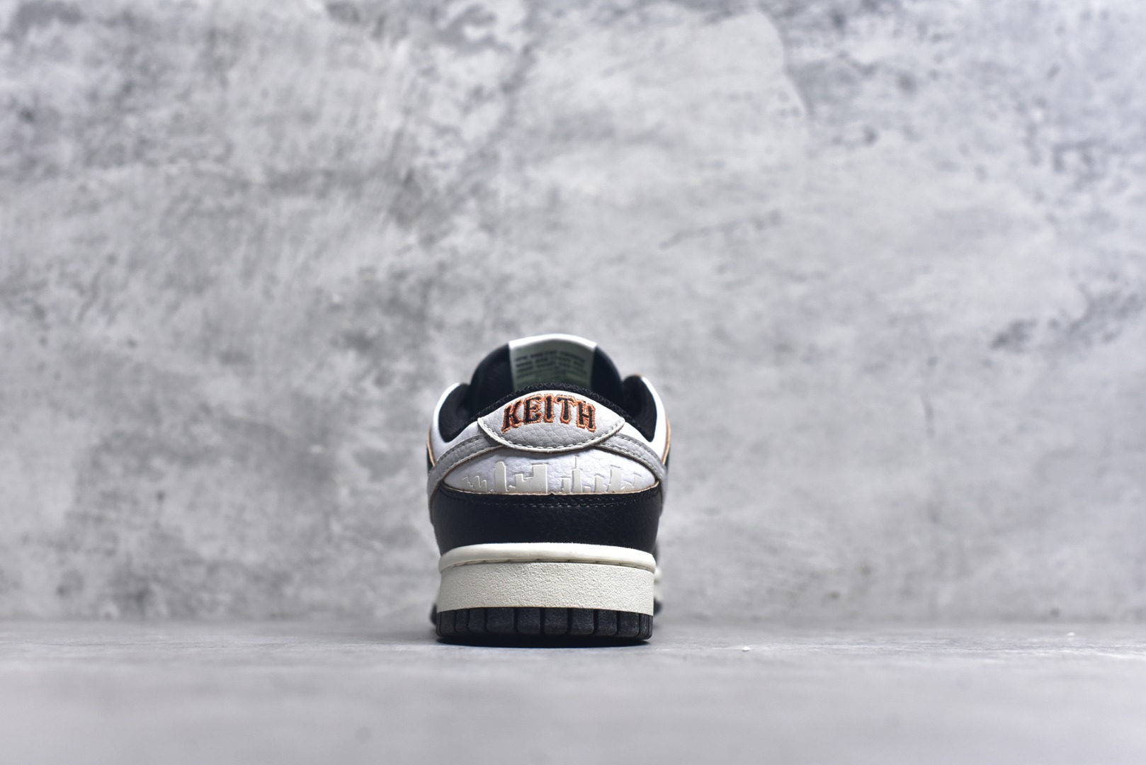 图片[5]-#开学季福利 纯原版本 NK Dunk Low 二十七色 全套原厂楦头原纸板数据档案倾力打造 原汁原味莞产 极致还原 圈内最强针车工艺 高端零售指定版 广东原厂配套原盒原标 鞋盒分三个尺码段 原厂冲刀 超高清洁度 全鞋零毛边皮料切割 采用原厂百宏鞋带以及原厂百宏织唛舌标 内标可供原厂几率过验 进口原装条纹中底布 四线拉帮白色点胶 原厂拉帮手法遵循公司 原厂电绣 尺码：36 36.5 37.5 38 38.5 39 40 40.5 41 42 42.5 43 44 44.5 45 46 47.5-选品中心