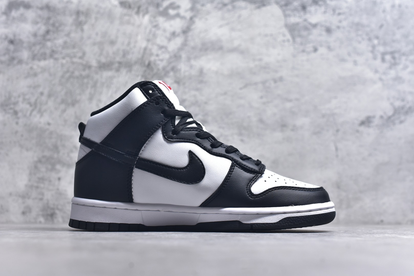 图片[3]-#开学季福利 纯原版本 NK Dunk Low 二十七色 全套原厂楦头原纸板数据档案倾力打造 原汁原味莞产 极致还原 圈内最强针车工艺 高端零售指定版 广东原厂配套原盒原标 鞋盒分三个尺码段 原厂冲刀 超高清洁度 全鞋零毛边皮料切割 采用原厂百宏鞋带以及原厂百宏织唛舌标 内标可供原厂几率过验 进口原装条纹中底布 四线拉帮白色点胶 原厂拉帮手法遵循公司 原厂电绣 尺码：36 36.5 37.5 38 38.5 39 40 40.5 41 42 42.5 43 44 44.5 45 46 47.5-选品中心