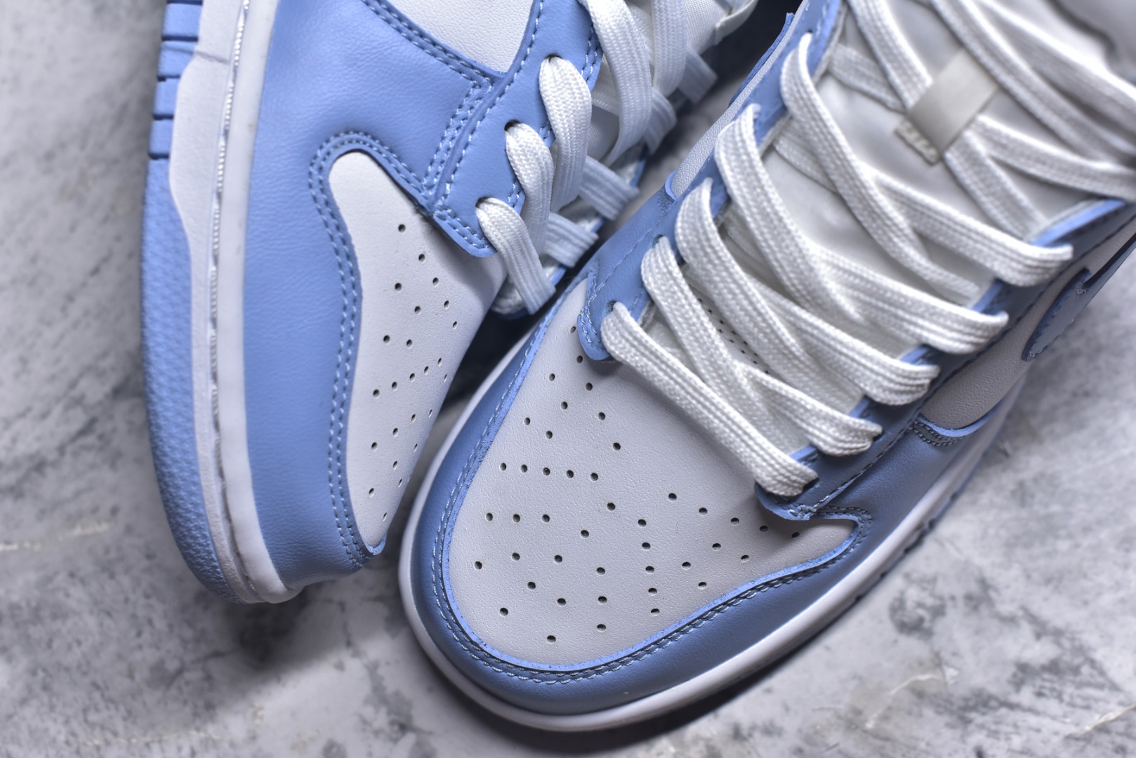 图片[8]-#开学季福利 纯原版本 NK Dunk Low 二十七色 全套原厂楦头原纸板数据档案倾力打造 原汁原味莞产 极致还原 圈内最强针车工艺 高端零售指定版 广东原厂配套原盒原标 鞋盒分三个尺码段 原厂冲刀 超高清洁度 全鞋零毛边皮料切割 采用原厂百宏鞋带以及原厂百宏织唛舌标 内标可供原厂几率过验 进口原装条纹中底布 四线拉帮白色点胶 原厂拉帮手法遵循公司 原厂电绣 尺码：36 36.5 37.5 38 38.5 39 40 40.5 41 42 42.5 43 44 44.5 45 46 47.5-选品中心