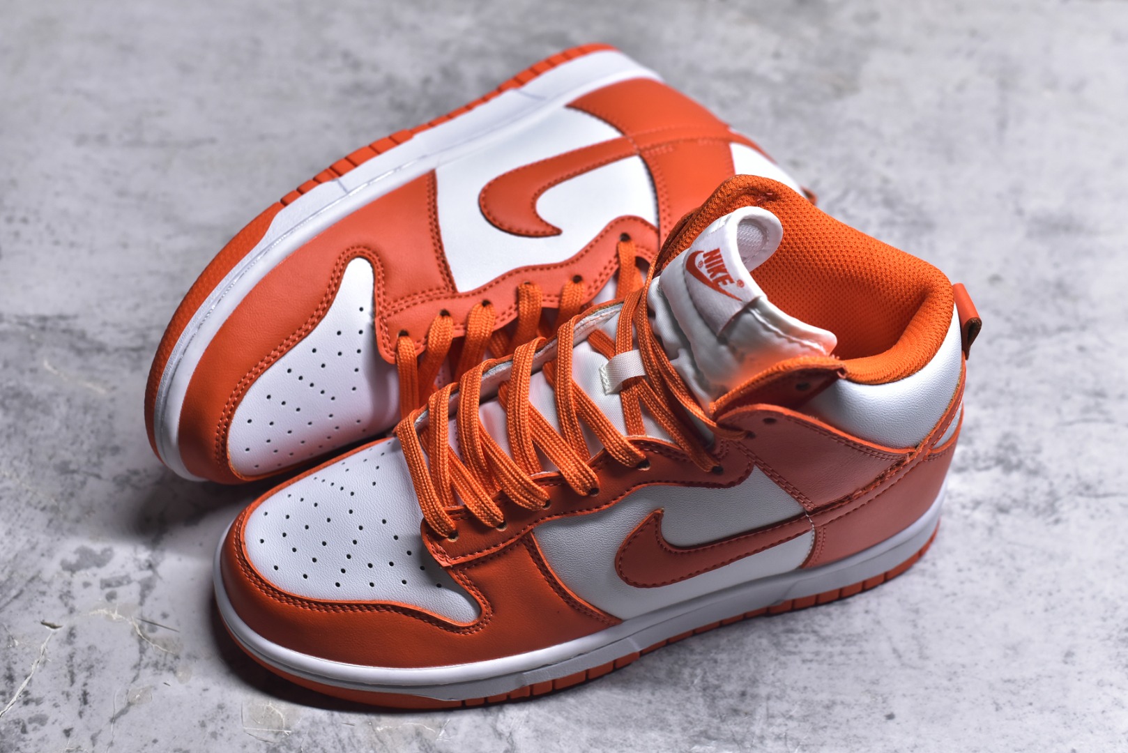 图片[7]-#开学季福利 纯原版本 NK Dunk Low 二十七色 全套原厂楦头原纸板数据档案倾力打造 原汁原味莞产 极致还原 圈内最强针车工艺 高端零售指定版 广东原厂配套原盒原标 鞋盒分三个尺码段 原厂冲刀 超高清洁度 全鞋零毛边皮料切割 采用原厂百宏鞋带以及原厂百宏织唛舌标 内标可供原厂几率过验 进口原装条纹中底布 四线拉帮白色点胶 原厂拉帮手法遵循公司 原厂电绣 尺码：36 36.5 37.5 38 38.5 39 40 40.5 41 42 42.5 43 44 44.5 45 46 47.5-选品中心