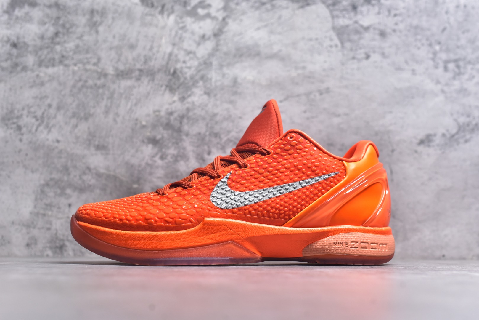 #NK Zoom Kobe 6 Protro 科比六代 暴力橙 IH1871-800 史上最强复刻 私人团队订单 细节完美对比公司货 前掌超大Zoom Turbo气垫 后掌EVA缓震 真正的原汁原味 还原ZP脚感 全身鞋材卡料色独家定制 唯一正确喷漆工艺Swoosh 正确凹凸蛇鳞工艺 正确鞋面渐变效果 内全置真动飞态线 独立原厂模具 最大尺码达到48.5码 首批不拼图大几率过验 亲测已过 支持各种高强度实战 无需担心 上脚价 补货周期极长 脚宽建议买大半码 科比系列前掌偏窄 不影响二次销售 支持七天无理由退换 尺码：40 40.5 41 42 42.5 43 44 44.5 45 45.5 46 47.5 48.5-选品中心