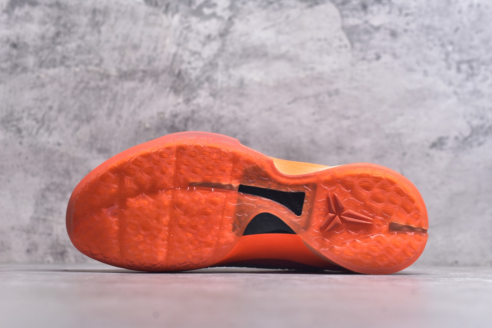 图片[6]-#NK Zoom Kobe 6 Protro 科比六代 暴力橙 IH1871-800 史上最强复刻 私人团队订单 细节完美对比公司货 前掌超大Zoom Turbo气垫 后掌EVA缓震 真正的原汁原味 还原ZP脚感 全身鞋材卡料色独家定制 唯一正确喷漆工艺Swoosh 正确凹凸蛇鳞工艺 正确鞋面渐变效果 内全置真动飞态线 独立原厂模具 最大尺码达到48.5码 首批不拼图大几率过验 亲测已过 支持各种高强度实战 无需担心 上脚价 补货周期极长 脚宽建议买大半码 科比系列前掌偏窄 不影响二次销售 支持七天无理由退换 尺码：40 40.5 41 42 42.5 43 44 44.5 45 45.5 46 47.5 48.5-选品中心