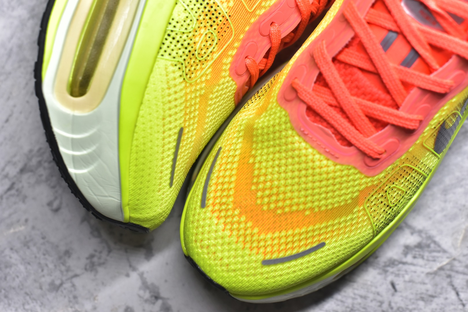 图片[8]-#Nike ZOOM PREMIUM 耐克 飞马 舒适减震防滑 低帮跑步鞋全掌ReactX泡绵中底 前掌和后跟还配备了Air Zoom气垫单元 据说跑起来更快更舒适哦 这次最大的升级点 首次引入了ReactX泡绵 货号：FN8453-019 尺码：36-45-选品中心