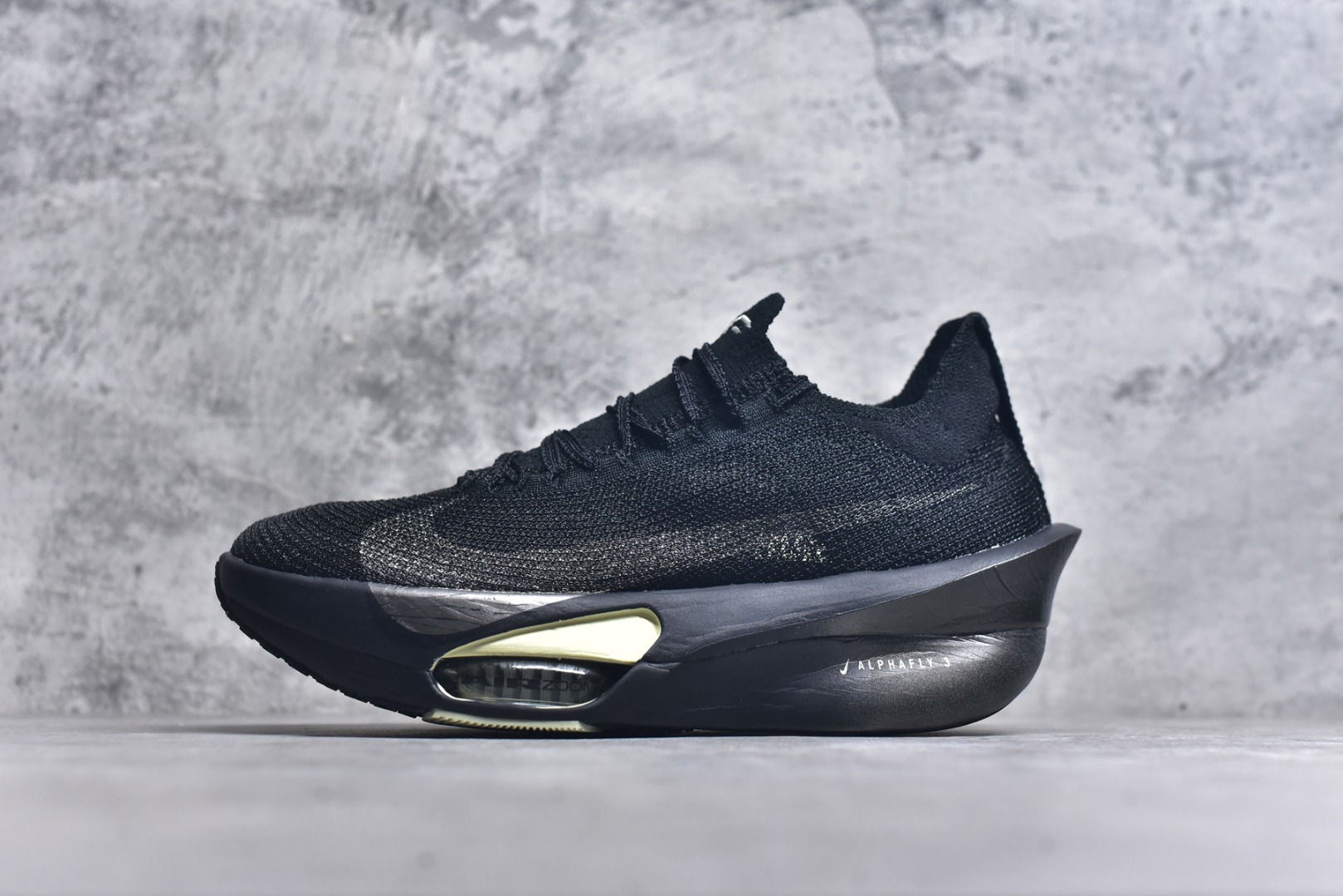 #Nike Zoom VaporFly Next% 3 \