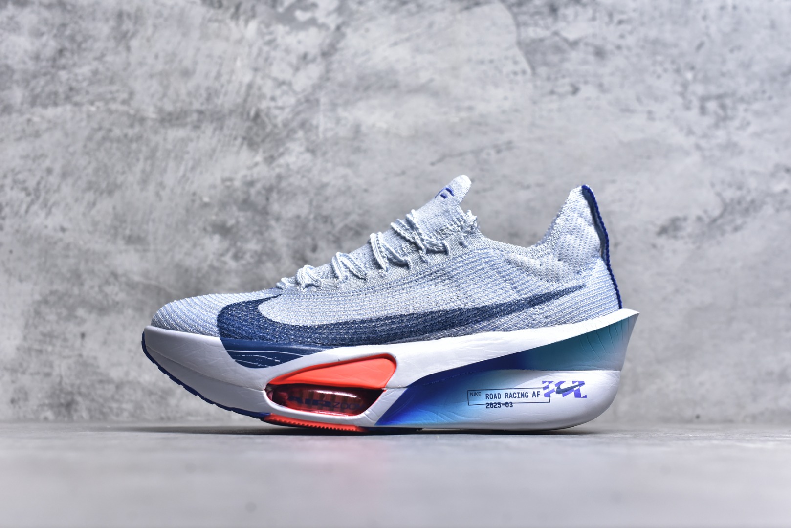 #Nike Zoom VaporFly Next% 3 \