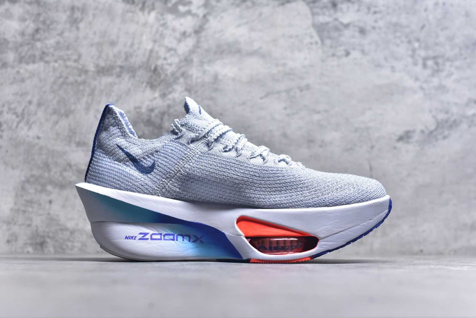 图片[3]-#Nike Zoom VaporFly Next% 3 \”Prototype\” 全新超级马拉松跑鞋 FD8311-001 #鞋款搭载两个Airzoom缓震配置，全掌型碳纤维板，缔造出色推进感；中底ZoomX 泡绵从后跟延伸至鞋头，超强回弹性 尺码：36 36.5 37.5 38 38.5 39 40 40.5 41 42 42.5 43 44 44.5 45 46 Z.D4-选品中心