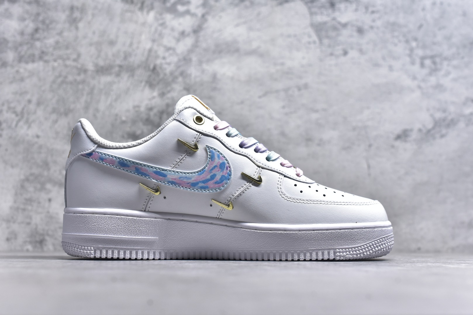 图片[3]-#Nike Air Force 1\’07 Low 四勾莫奈印象 空军一号低帮休闲板鞋 ZH0316-105 #定制皮料 定制鞋盒 原楦原纸板 纯正空军版型 内置全掌气垫 尺码：36 36.5 37.5 38 38.5 39 40 40.5 41 42 42.5 43 44 44.5 45 9.D4-选品中心