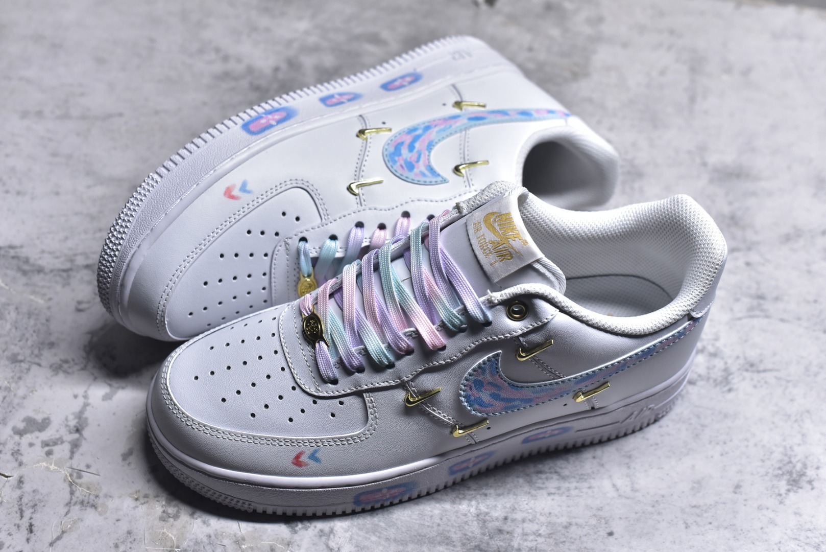 图片[7]-#Nike Air Force 1\’07 Low 四勾莫奈印象 空军一号低帮休闲板鞋 ZH0316-105 #定制皮料 定制鞋盒 原楦原纸板 纯正空军版型 内置全掌气垫 尺码：36 36.5 37.5 38 38.5 39 40 40.5 41 42 42.5 43 44 44.5 45 9.D4-选品中心