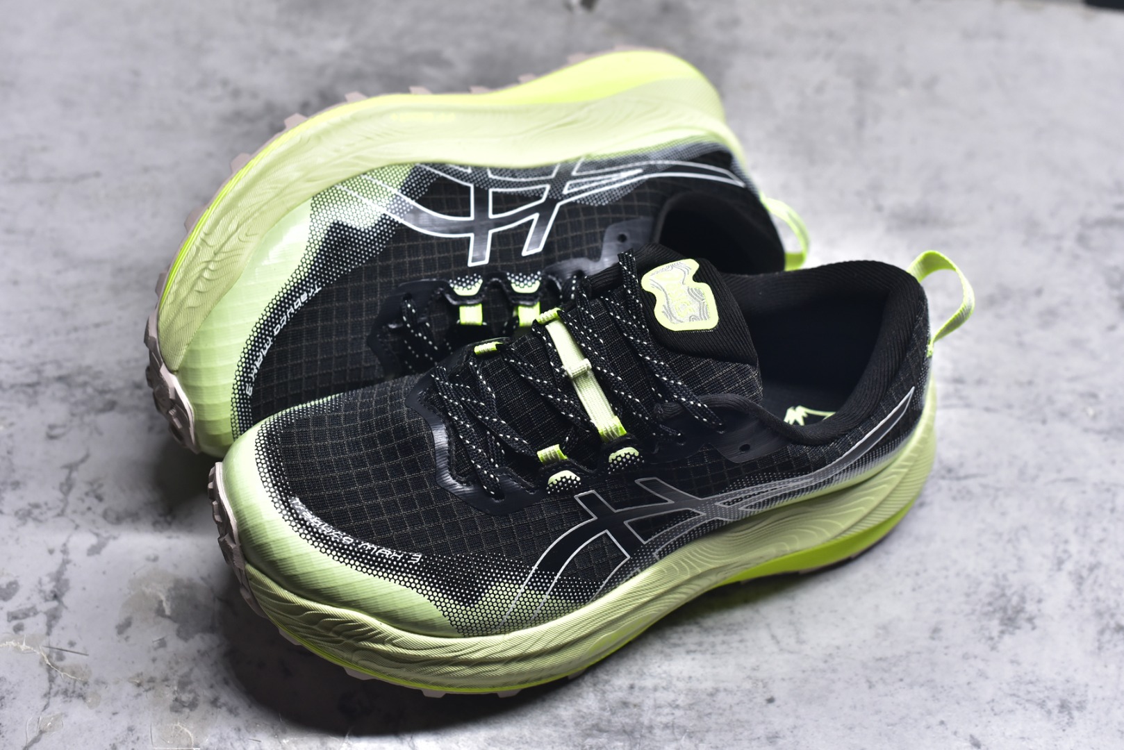 图片[7]-#Asics Gel-Trabuco max 3 复古亚瑟士透气休闲鞋缓震男子耐磨跑步鞋 鞋面采用无缝线鞋面 贴合脚型 穿着舒适 中底360°环绕式GL 提供良好的缓冲性能 货号：101186002722 尺码：40-45-选品中心