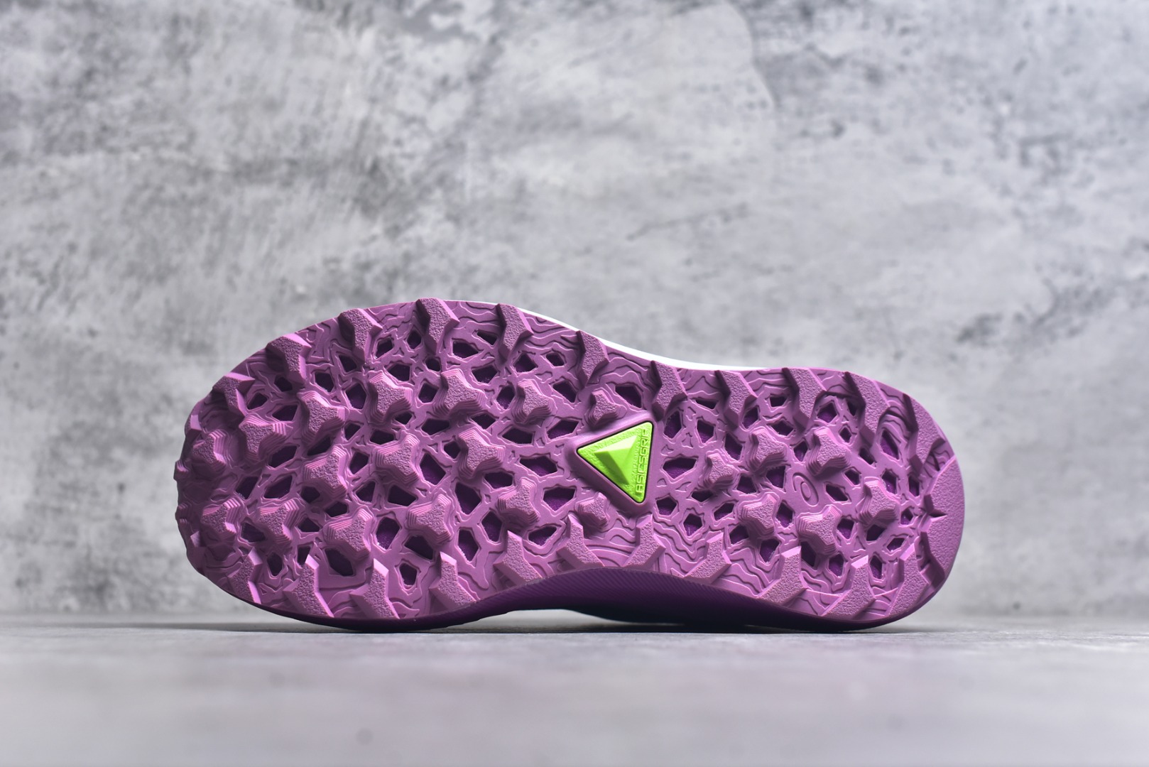 图片[6]-#Asics Gel-Trabuco Max3 复古亚瑟士透气休闲鞋缓震男子耐磨跑步鞋 鞋面采用无缝线鞋面 贴合脚型 穿着舒适中底360°环绕式GL 提供良好的缓冲性能 货号：1012B606-001尺码：40-45-选品中心