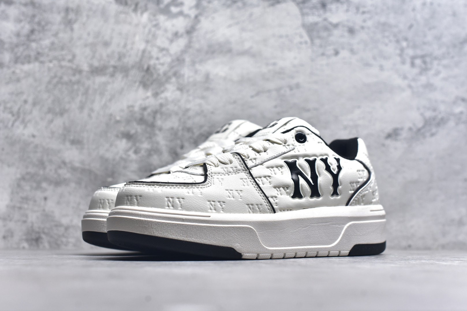 图片[2]-#美国榄球洋基队New York Yankees x MLB Chunky Liner Low 学长鞋系列低帮老爹风轻量增高厚底百搭休闲运动板鞋“白黑NY压标”货号：3ASXE035N(GP002) 尺码：35-44（半）-选品中心