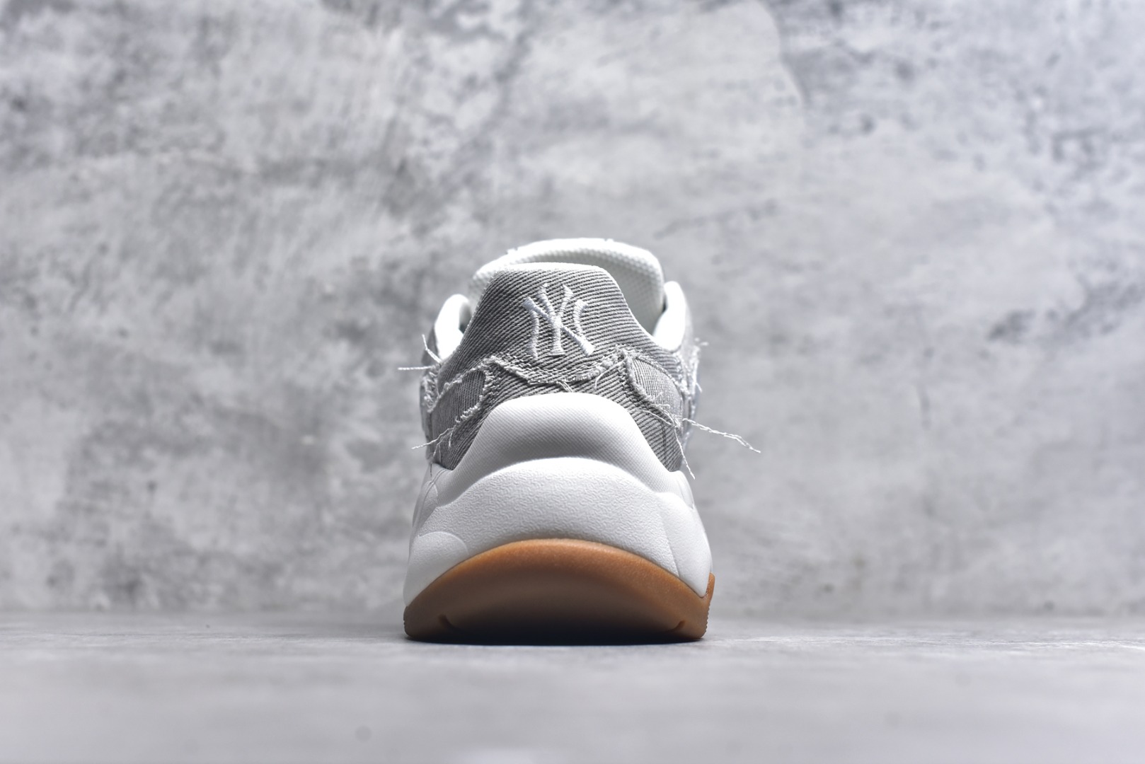 图片[5]-#NY MLB Bigball Chunky Vintage Cursive 纽约洋基队 增高厚底跑鞋 3ASHVT25N50GRL 尺码：35 36 36.5 37.5 38 38.5 39 40 40.5 41 42 42.5 43 44-选品中心