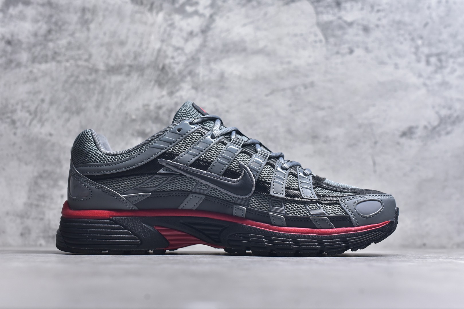 图片[3]-#NK P-6000 系列低帮复古老爹风休闲运动舒适慢跑鞋 IF6199-001 购入原鞋原装纸板楦头开发 独家私模四层组合大底 市场唯一正确版本 良心定价 新配色陆续出货 进口三文治网面 融合 Pegasus 过往运动鞋设计 助力 21 世纪早期跑步运动跃升时尚新高度 采用透气网眼布、运动风格线条和耐穿覆面 兼具吸睛外观和舒适感受 中底泡绵以田径赛道为灵感 打造厚实设计 缔造出众缓震性能 尺码：36 36.5 37.5 38 38.5 39 40 40.5 41 42 42.5 43 44 44.5 45-选品中心