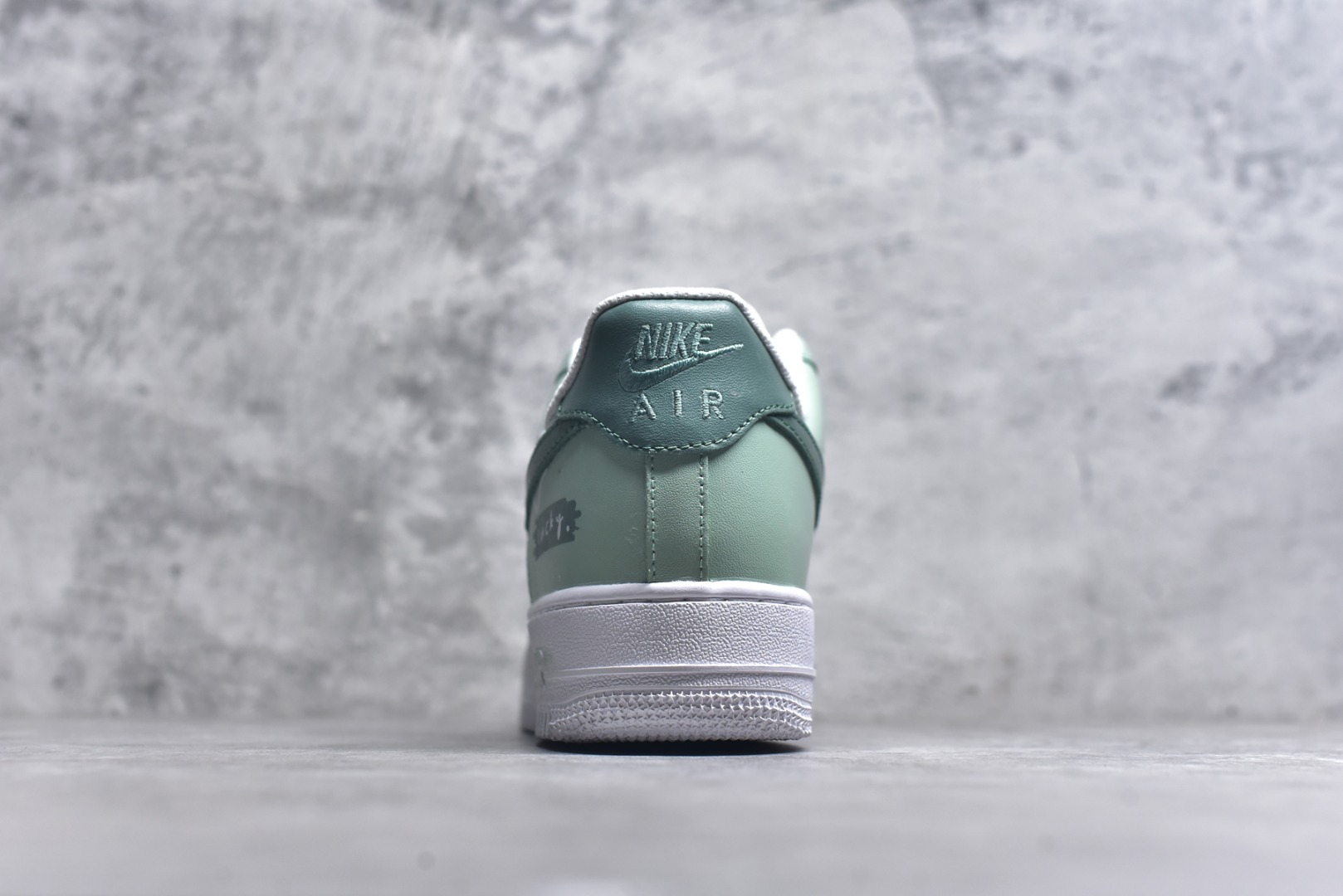 图片[5]-#Nike Air Force 1\’07 Low 幸运草 空军一号低帮休闲板鞋 ZH0316-098 #原楦头原纸板 原装鞋盒 定制五金配件 内置全掌气垫 原厂鞋底 尺码：36 36.5 37.5 38 38.5 39 40 40.5 41 42 42.5 43 44 44.5 45 9.D4-选品中心