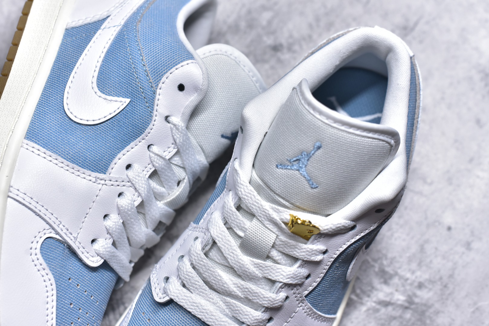 图片[9]-#Air Jordan 1 Low Denim ”Worn Blue“ 丹宁牛仔 低帮复古文化篮球鞋 #市售最高品质 原鞋开发 大厂代工流水线打造 公司货既视感 细节随意对比 货号：HQ2004-400 尺码：40 40.5 41 42 42.5 43 44 44.5 45 46-选品中心