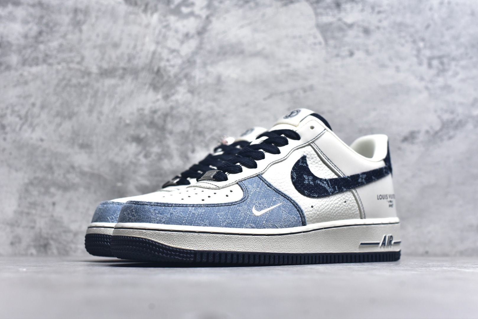 图片[2]-#Nike Air Force 1\’07 Low LV联名 拼接牛仔 空军一号低帮休闲板鞋 SC0601-556 #原楦头原纸板 原装鞋盒 定制五金配件 内置全掌气垫 原厂鞋底 尺码：36 36.5 37.5 38 38.5 39 40 40.5 41 42 42.5 43 44 44.5 45 9.D4-选品中心