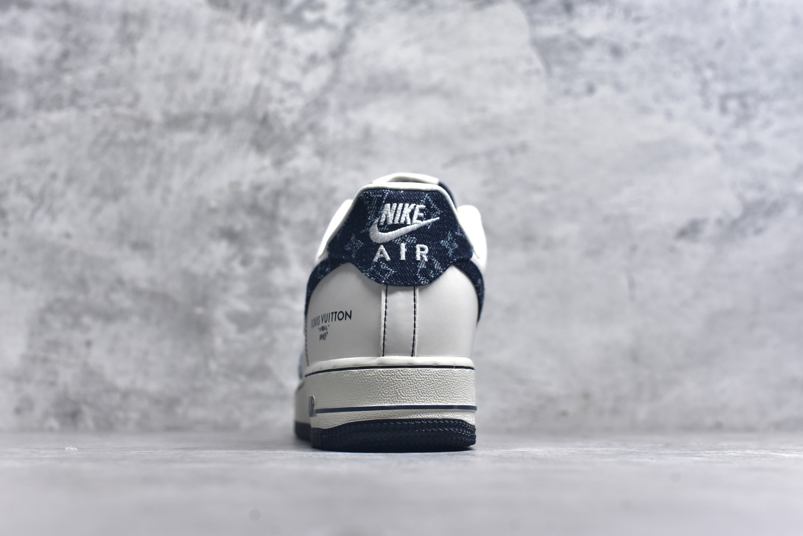 图片[5]-#Nike Air Force 1\’07 Low LV联名 拼接牛仔 空军一号低帮休闲板鞋 SC0601-556 #原楦头原纸板 原装鞋盒 定制五金配件 内置全掌气垫 原厂鞋底 尺码：36 36.5 37.5 38 38.5 39 40 40.5 41 42 42.5 43 44 44.5 45 9.D4-选品中心