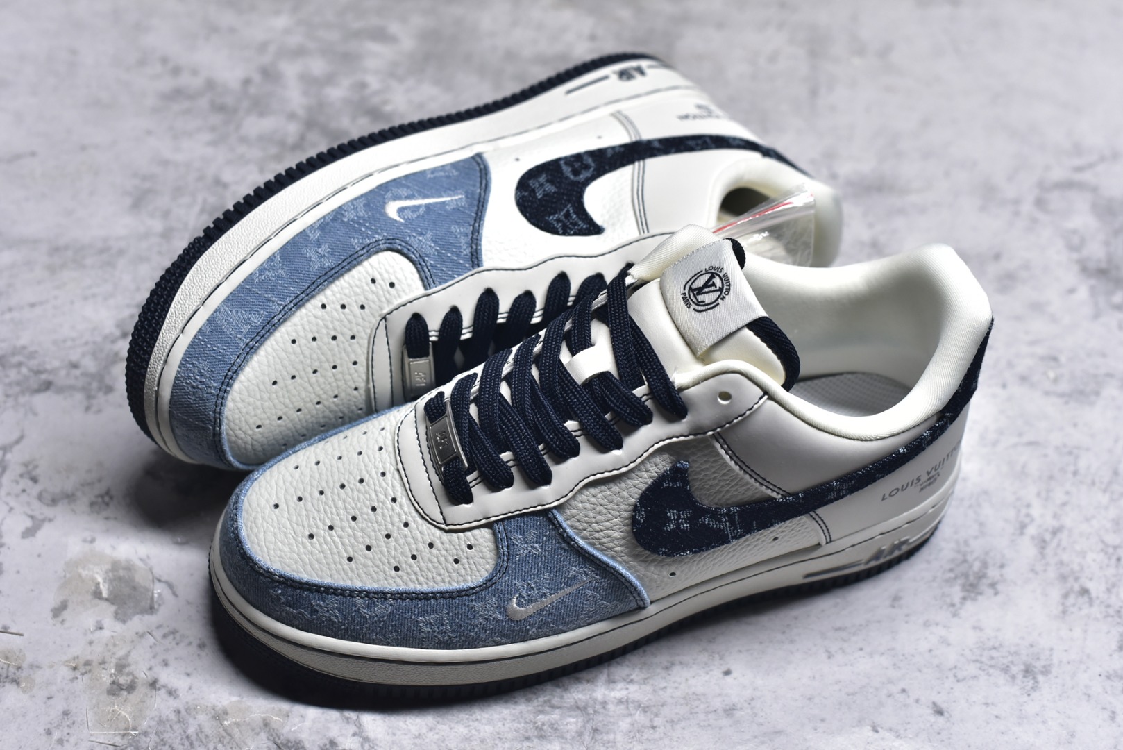 图片[7]-#Nike Air Force 1\’07 Low LV联名 拼接牛仔 空军一号低帮休闲板鞋 SC0601-556 #原楦头原纸板 原装鞋盒 定制五金配件 内置全掌气垫 原厂鞋底 尺码：36 36.5 37.5 38 38.5 39 40 40.5 41 42 42.5 43 44 44.5 45 9.D4-选品中心