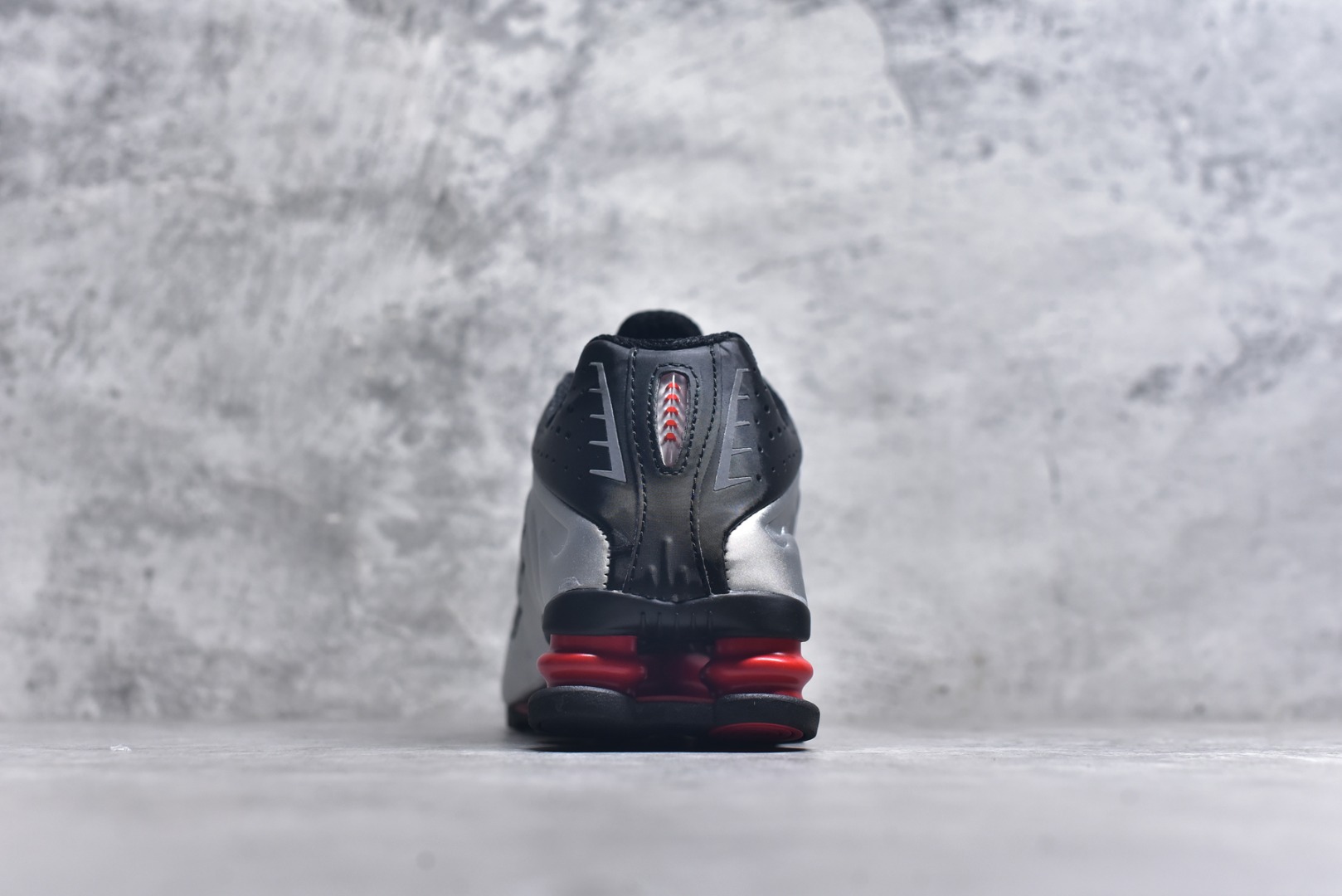 图片[5]-#Nike Shox R4 高科技专利气柱弹簧跑步鞋 子弹 文斯卡特 原厂材质 随意对比任何版本 货号：AR3565 011 尺码：36-45-选品中心