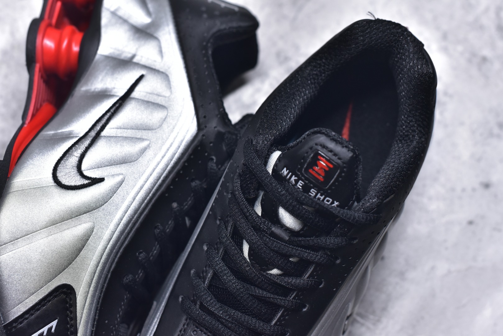 图片[9]-#Nike Shox R4 高科技专利气柱弹簧跑步鞋 子弹 文斯卡特 原厂材质 随意对比任何版本 货号：AR3565 011 尺码：36-45-选品中心