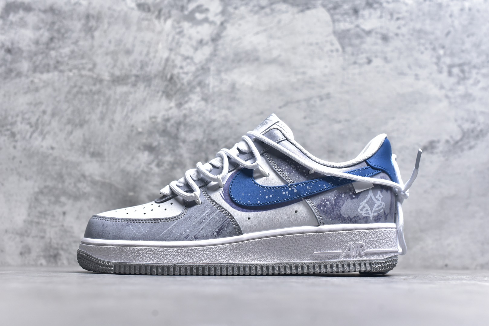 # Air Force 1\'07 Low 繁星似点 空军一号低帮休闲板鞋 ZH0316-099 #定制皮料 定制鞋盒 原楦原纸板 纯正空军版型 内置全掌气垫 尺码：36 36.5 37.5 38 38.5 39 40 40.5 41 42 42.5 43 44 44.5 45 9.D4-选品中心