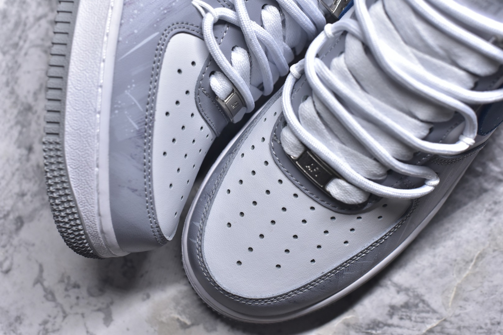 图片[8]-# Air Force 1\’07 Low 繁星似点 空军一号低帮休闲板鞋 ZH0316-099 #定制皮料 定制鞋盒 原楦原纸板 纯正空军版型 内置全掌气垫 尺码：36 36.5 37.5 38 38.5 39 40 40.5 41 42 42.5 43 44 44.5 45 9.D4-选品中心