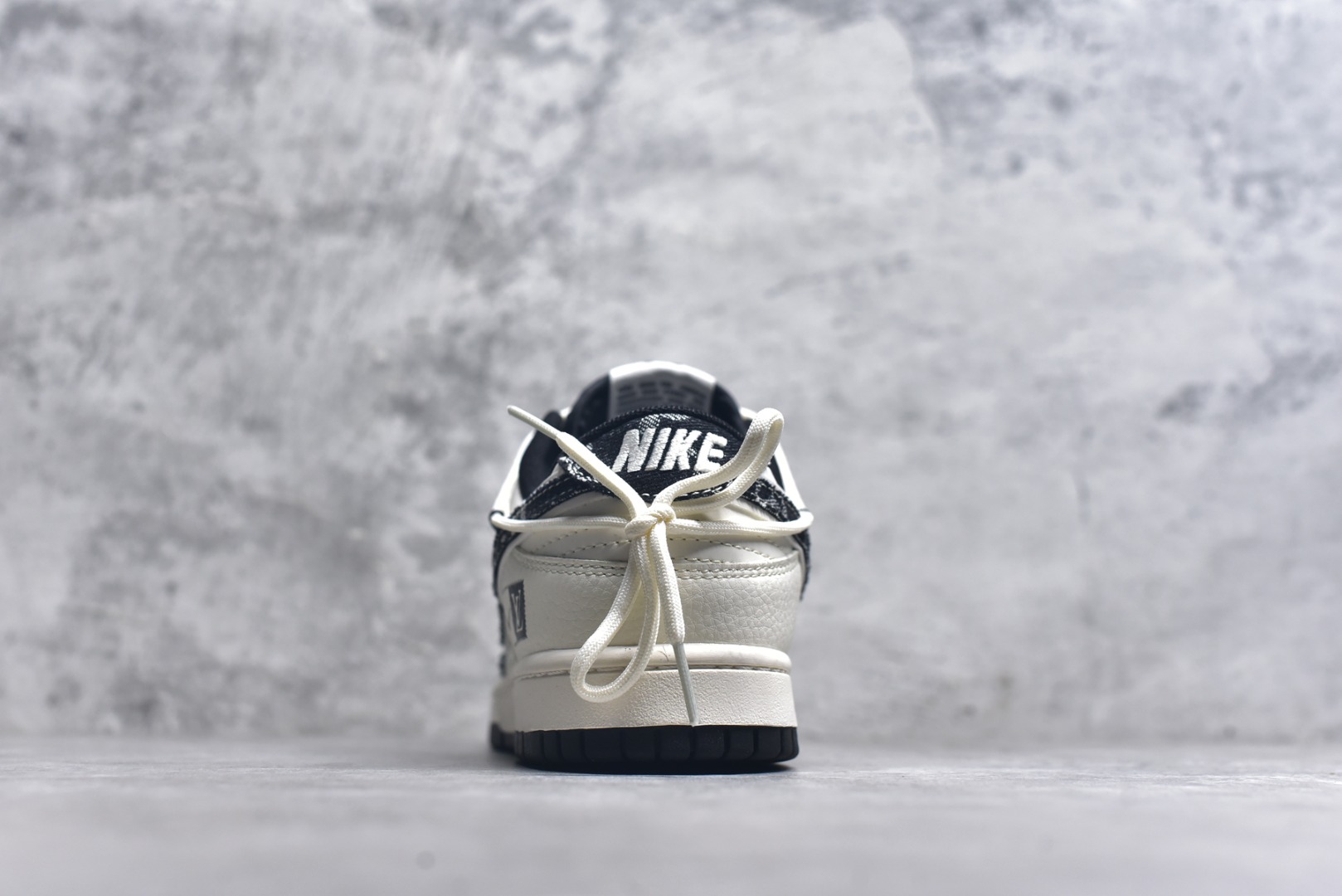 图片[5]-#Nike SB Dunk Low LV联名 黑花抽绳 周年高端定制 低帮休闲板鞋 YX5066-385 #定制鞋盒 大厂纯原品质出货 超高清洁度 皮料切割干净无任何毛边 细节完美 尺码：36 36.5 37.5 38 38.5 39 40 40.5 41 42 42.5 43 44 44.5 45 9.E5-选品中心