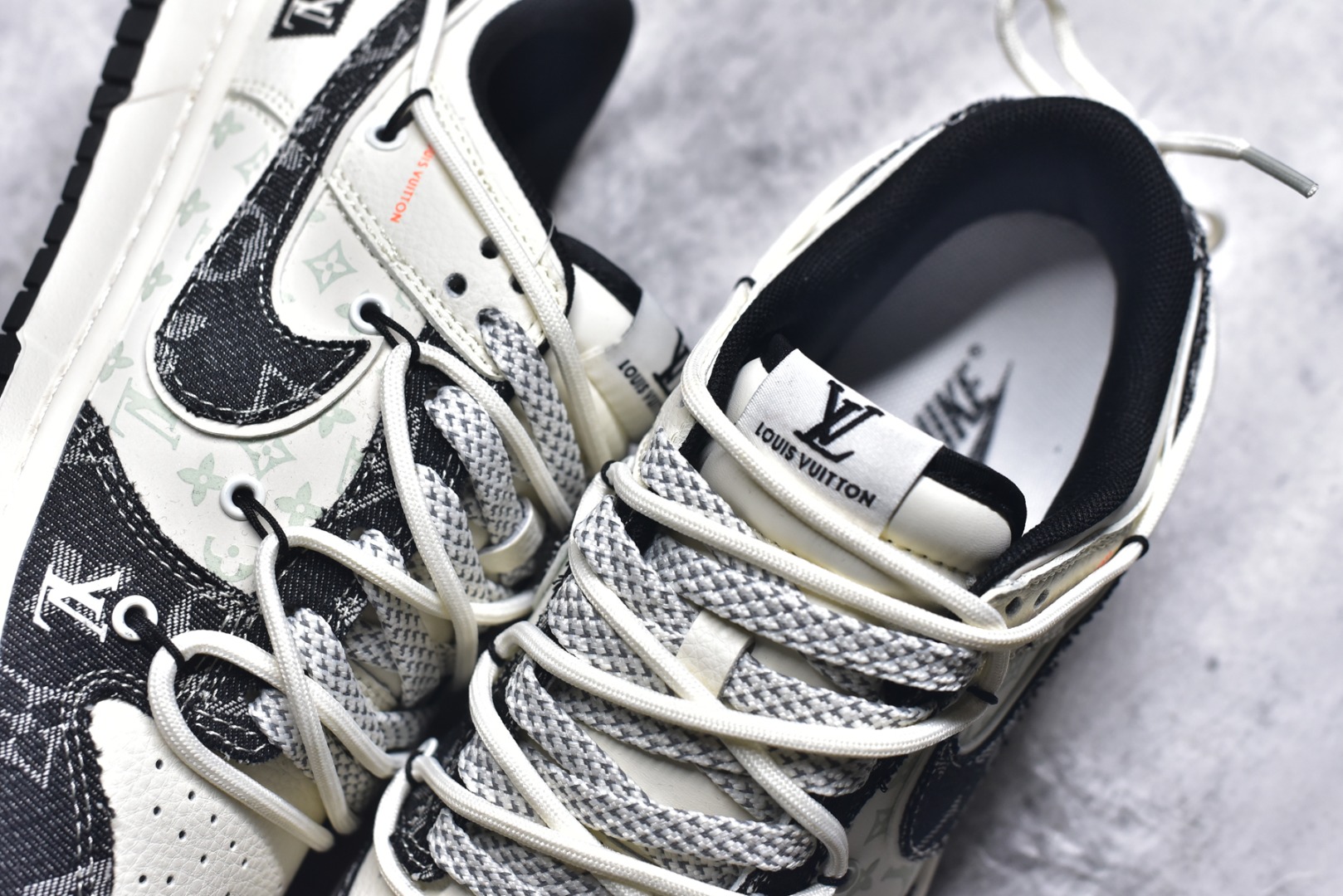 图片[9]-#Nike SB Dunk Low LV联名 黑花抽绳 周年高端定制 低帮休闲板鞋 YX5066-385 #定制鞋盒 大厂纯原品质出货 超高清洁度 皮料切割干净无任何毛边 细节完美 尺码：36 36.5 37.5 38 38.5 39 40 40.5 41 42 42.5 43 44 44.5 45 9.E5-选品中心