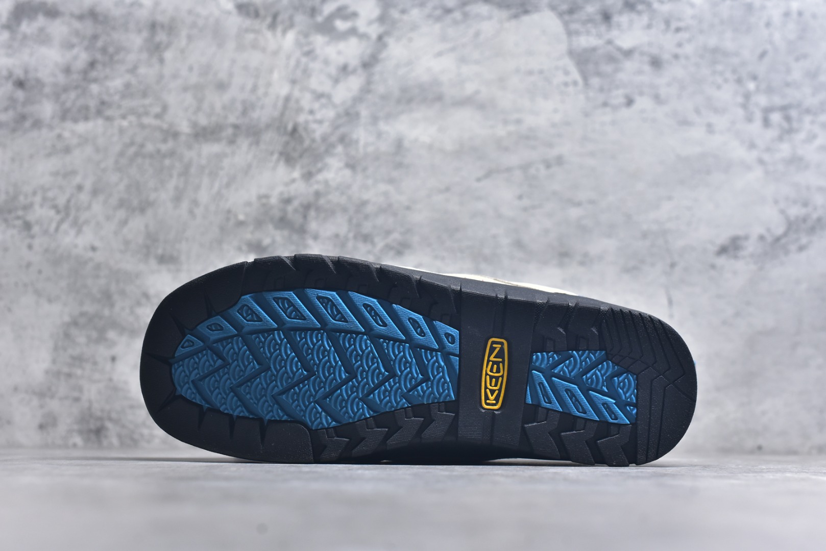 图片[6]-#Keen Jasper Rocks SP 美国人气户外品牌-科恩贾斯珀都市系列复古低帮系带户外风露营徒步登山运动训练鞋 原楦型开发纸版 采用固色翻毛皮鞋面材质 内嵌高密度EVA发泡缓震脚垫 外置一体式包裹防滑防剐蹭耐磨橡胶大底 向经典的90年代致敬 山系神级鞋履 尺码：35-46（含半码）-选品中心