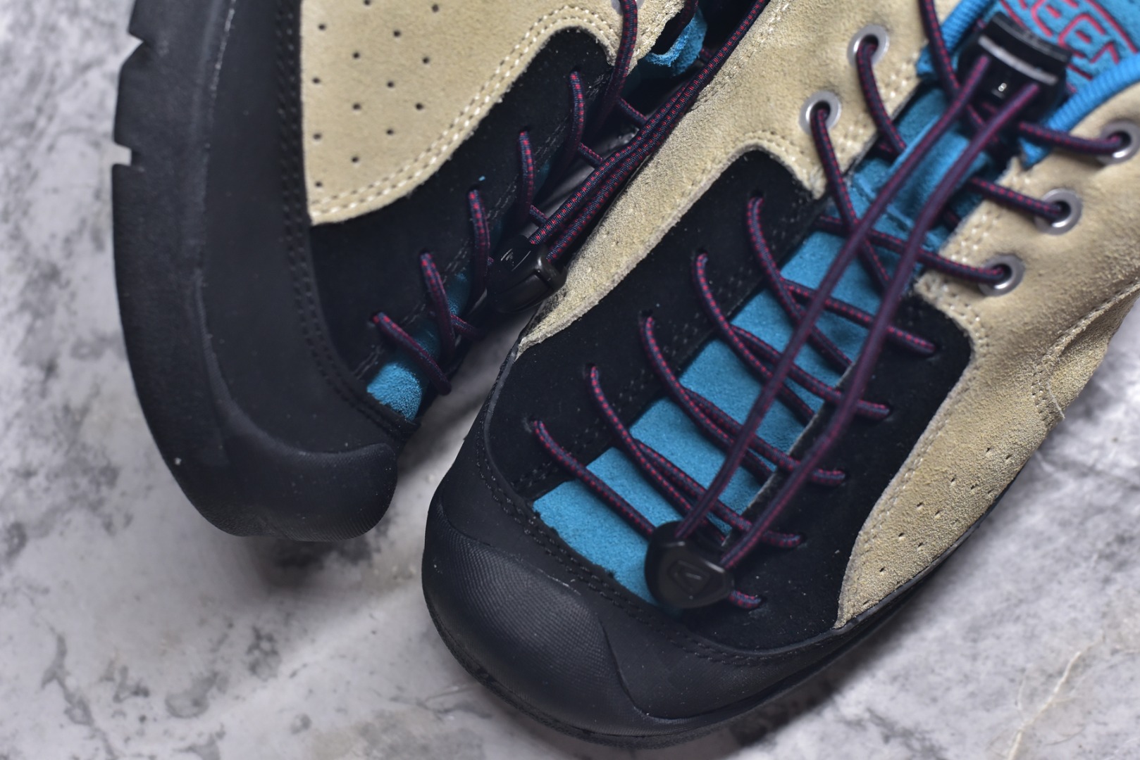 图片[8]-#Keen Jasper Rocks SP 美国人气户外品牌-科恩贾斯珀都市系列复古低帮系带户外风露营徒步登山运动训练鞋 原楦型开发纸版 采用固色翻毛皮鞋面材质 内嵌高密度EVA发泡缓震脚垫 外置一体式包裹防滑防剐蹭耐磨橡胶大底 向经典的90年代致敬 山系神级鞋履 尺码：35-46（含半码）-选品中心